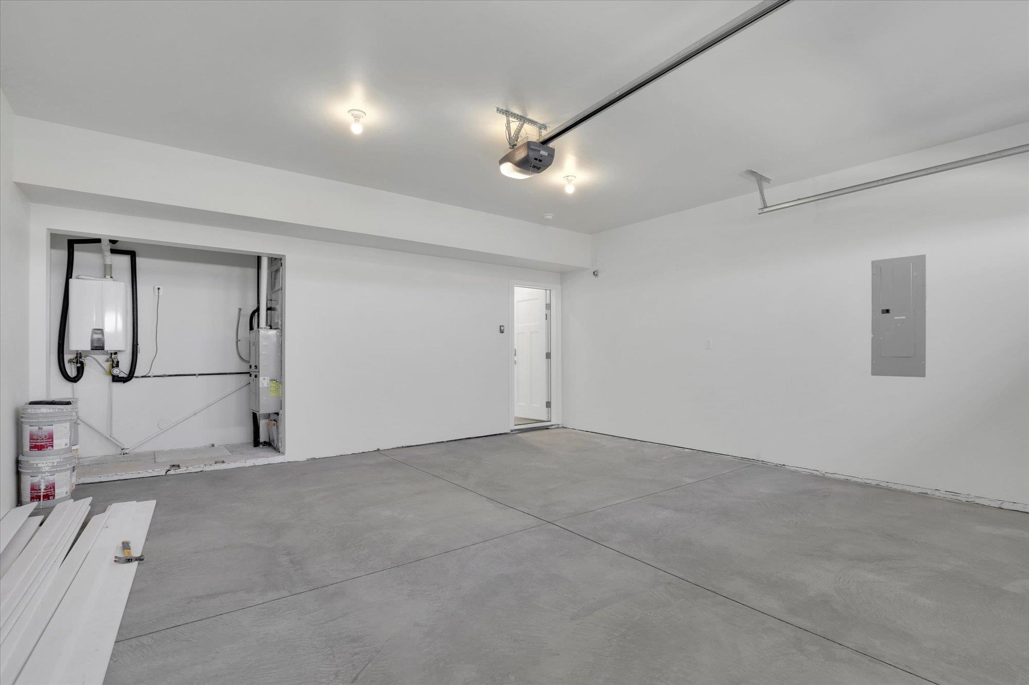 13813 W Redding Dr - Photo 31