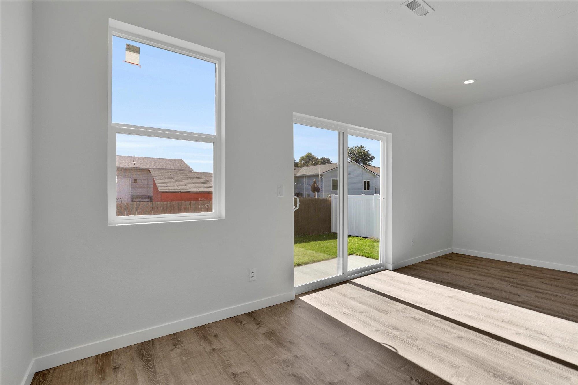 13813 W Redding Dr - Photo 9