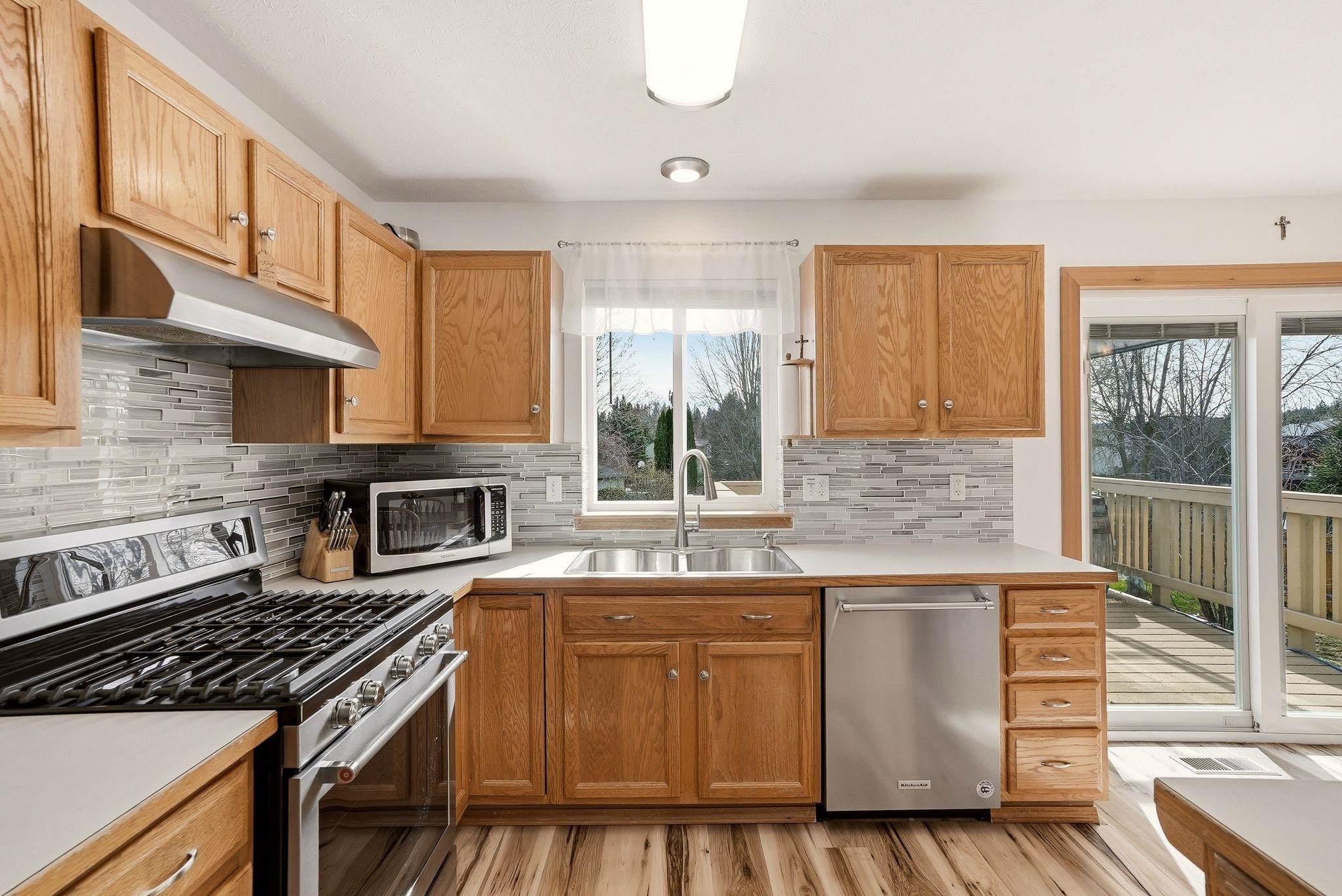 310 E Trevor St - Photo 9