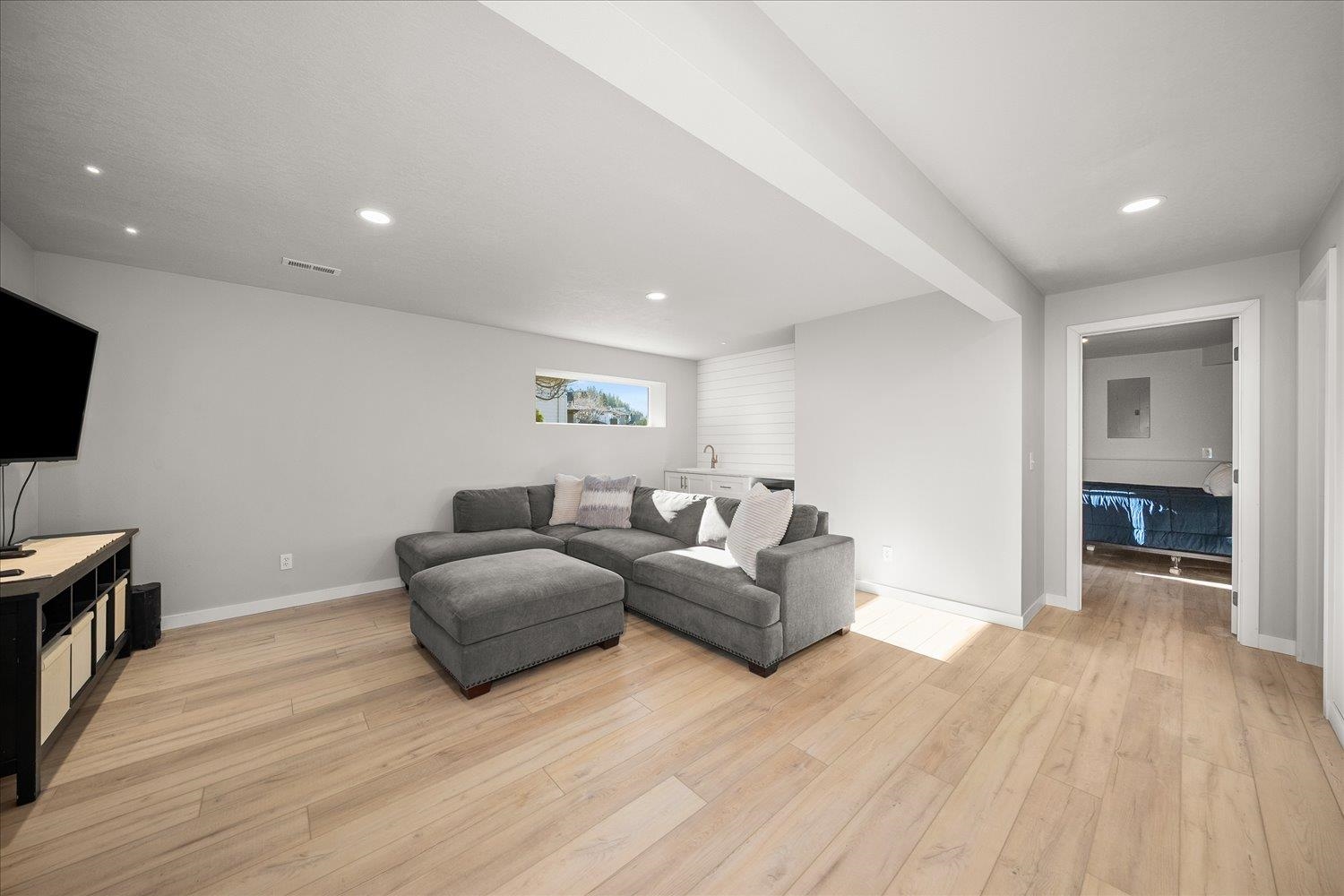 525 W Bolan Ave - Photo 22