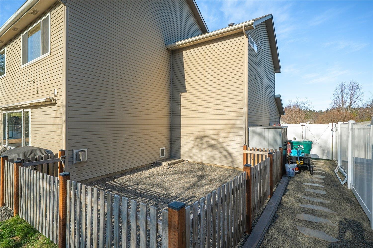 525 W Bolan Ave - Photo 29