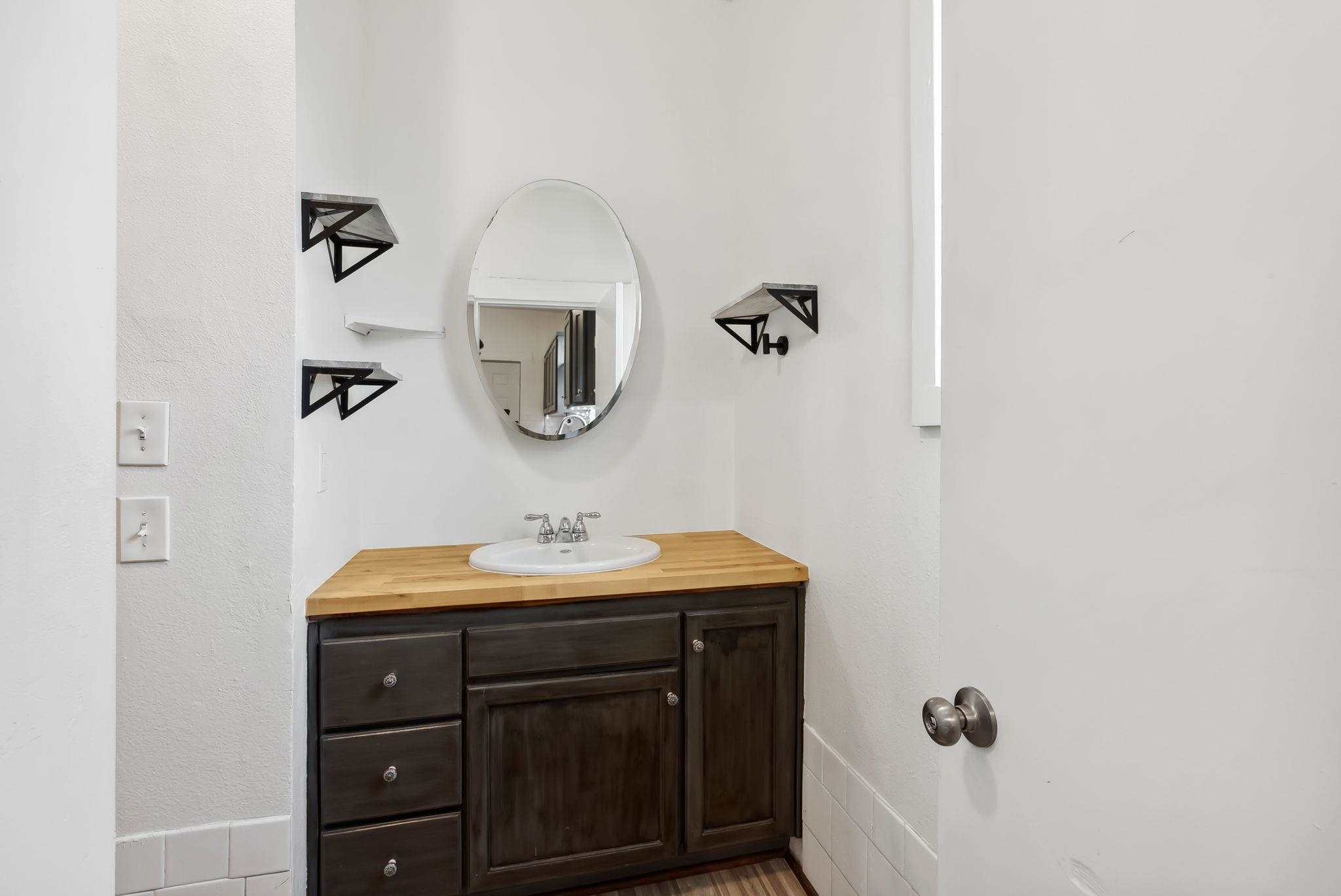 1904 W Gardner Ave - Photo 13