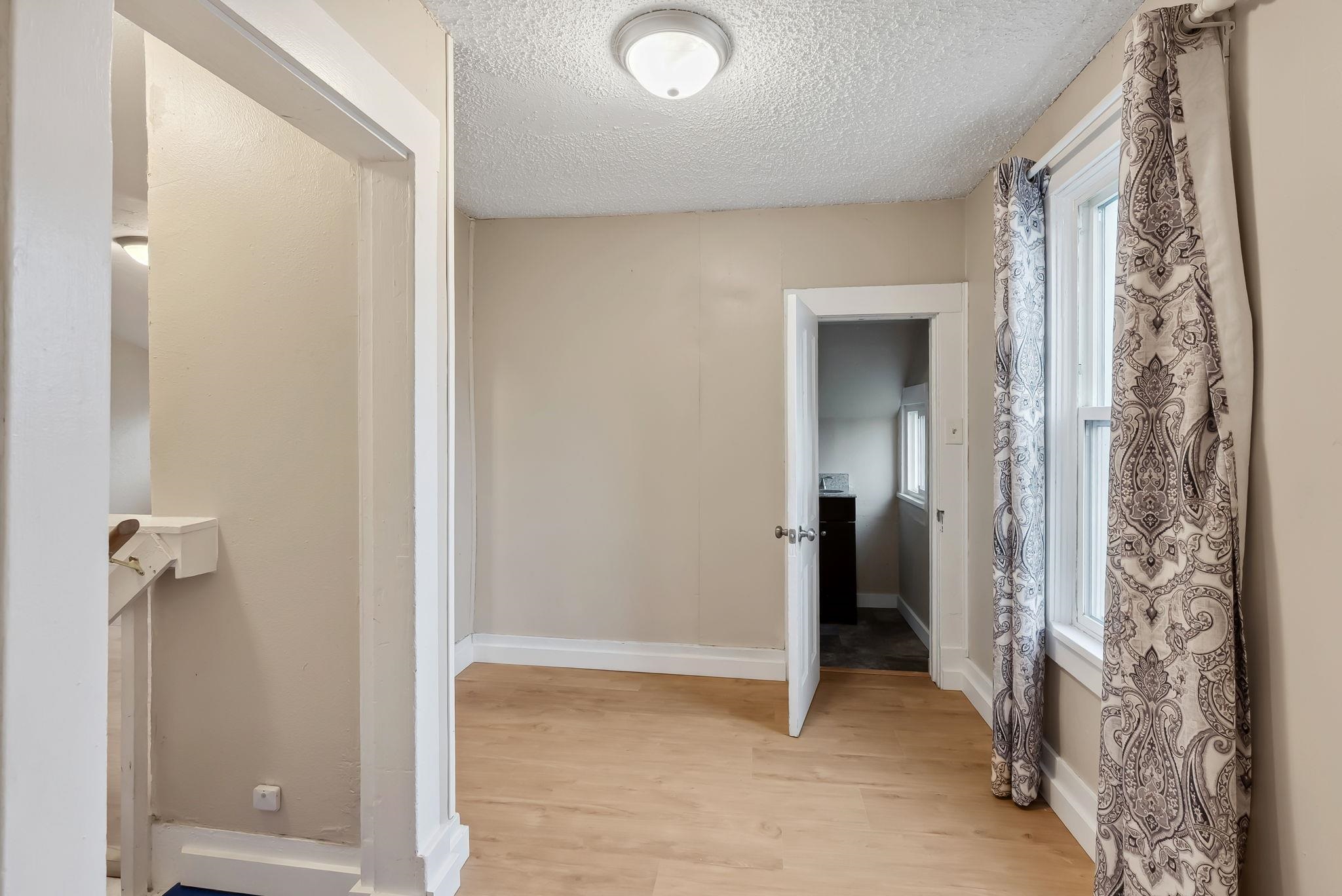 1904 W Gardner Ave - Photo 22