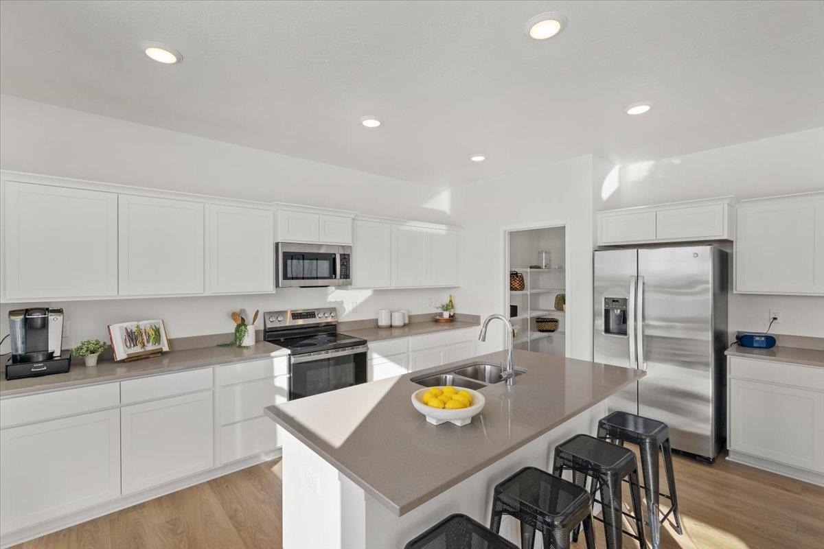 710 E 4th Ave - Photo 10