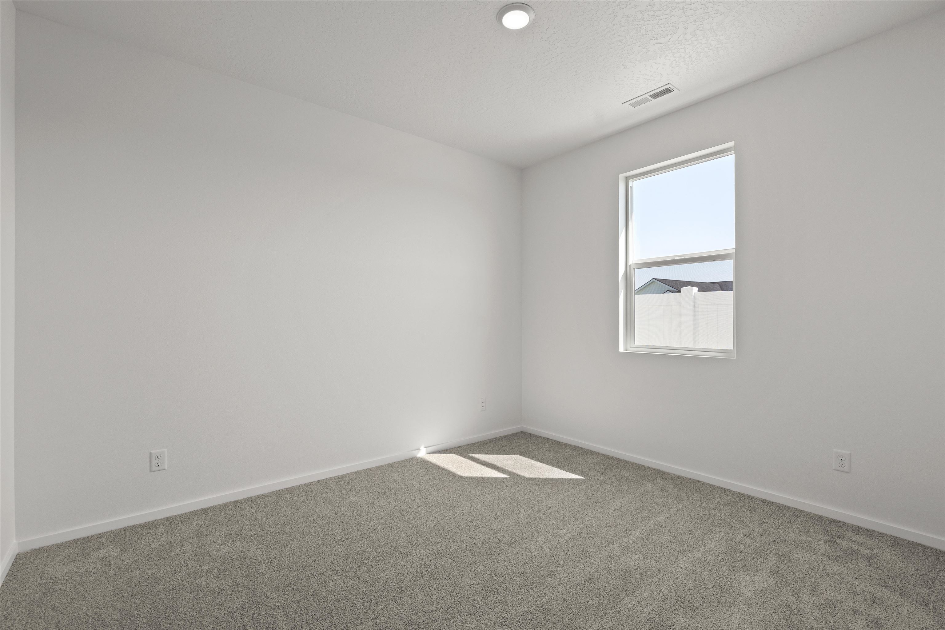 411 N ARCADIA Ave - Photo 12