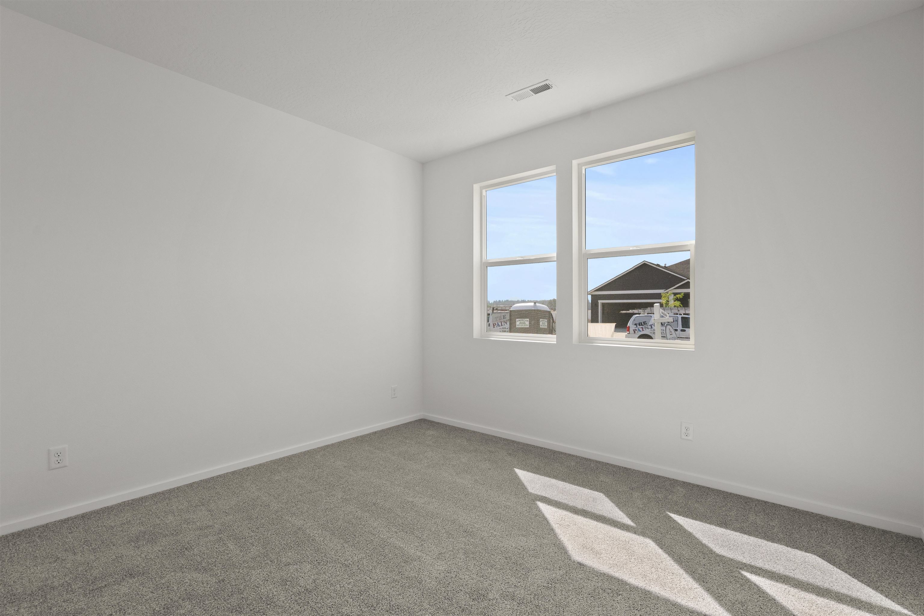411 N ARCADIA Ave - Photo 13