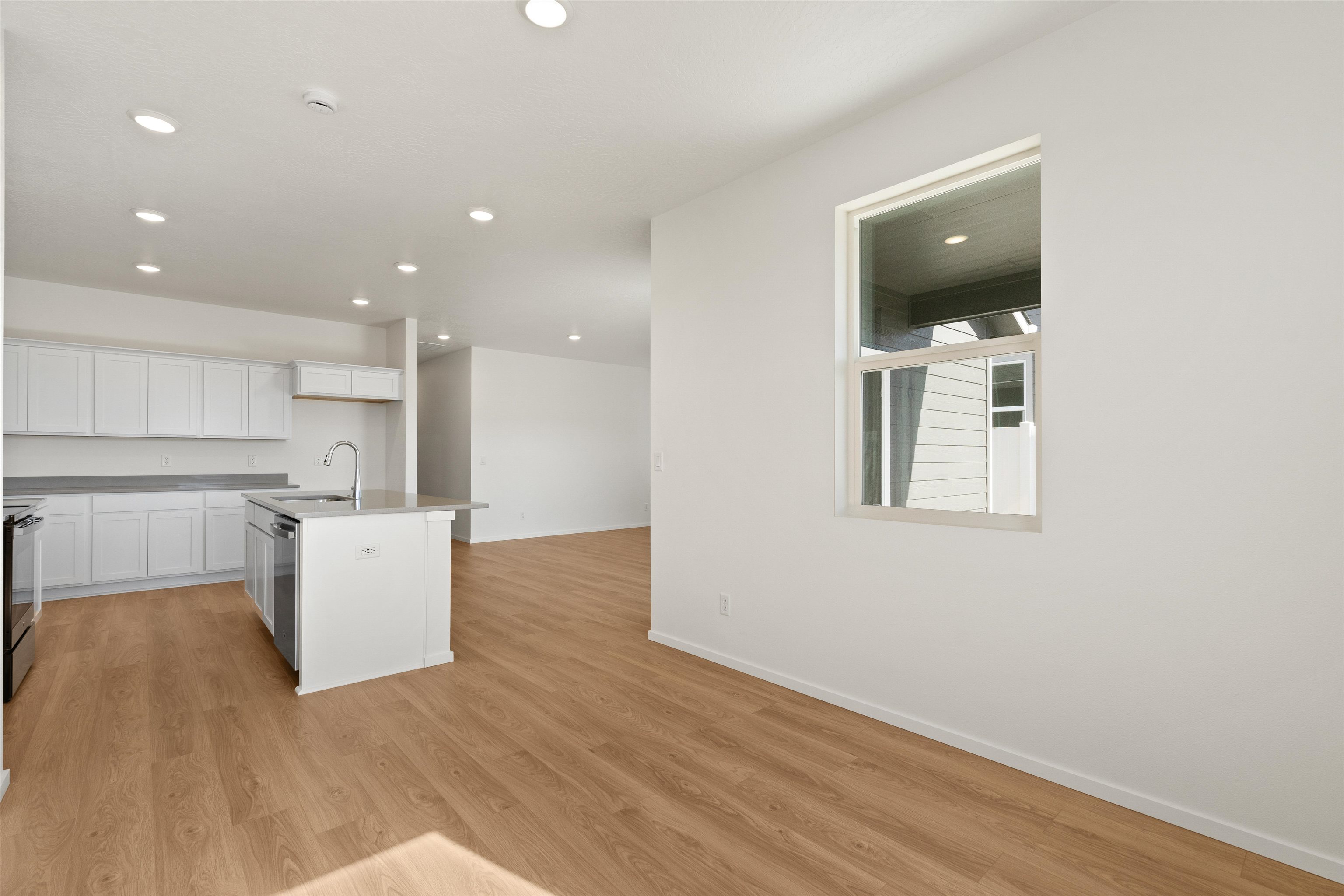 410 N ARCADIA Ave - Photo 15