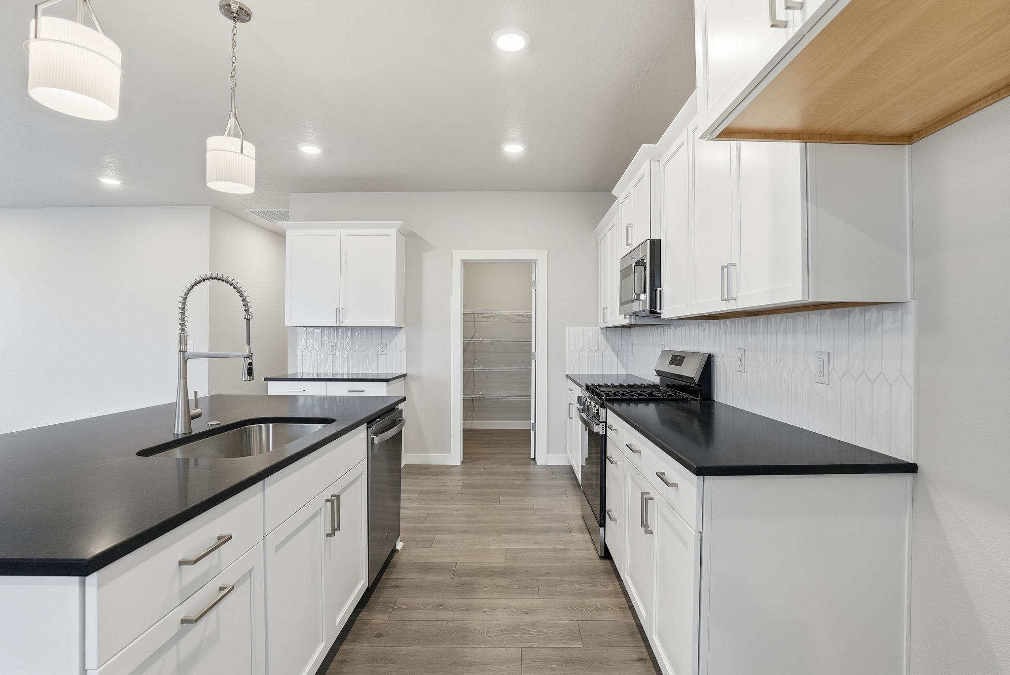 1231 N High Desert Dr - Photo 14