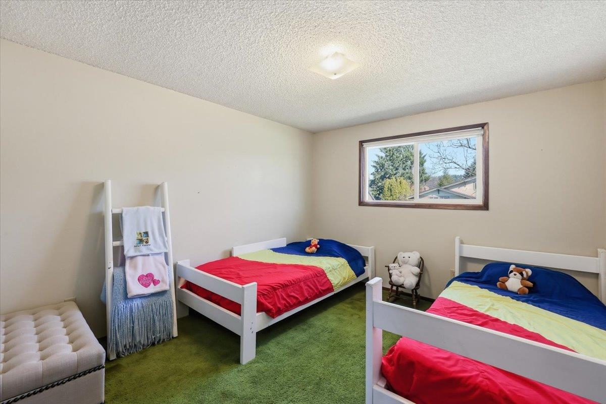 111 N Wright Blvd - Photo 16