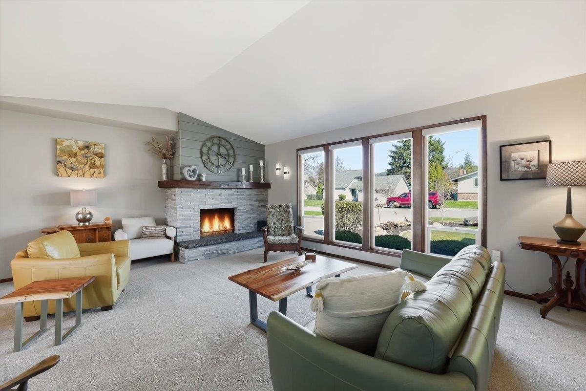 111 N Wright Blvd - Photo 7
