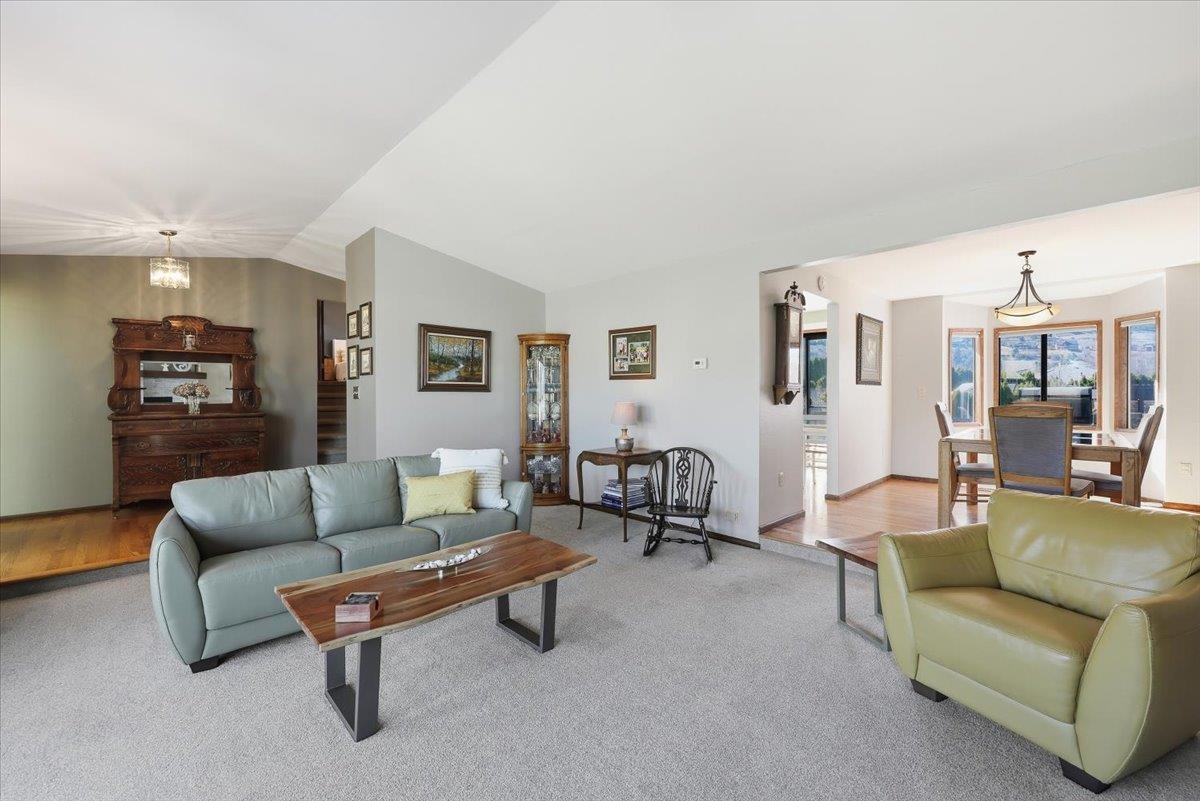 111 N Wright Blvd - Photo 9