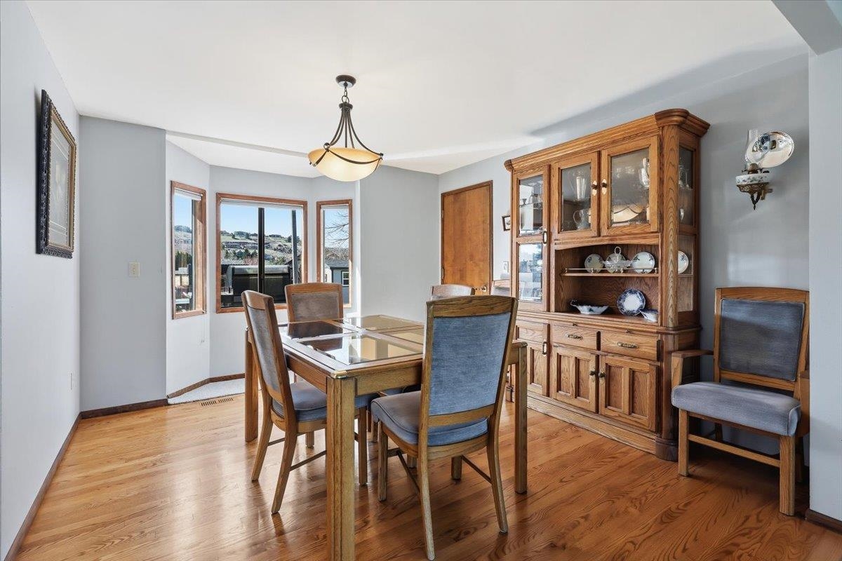 111 N Wright Blvd - Photo 10