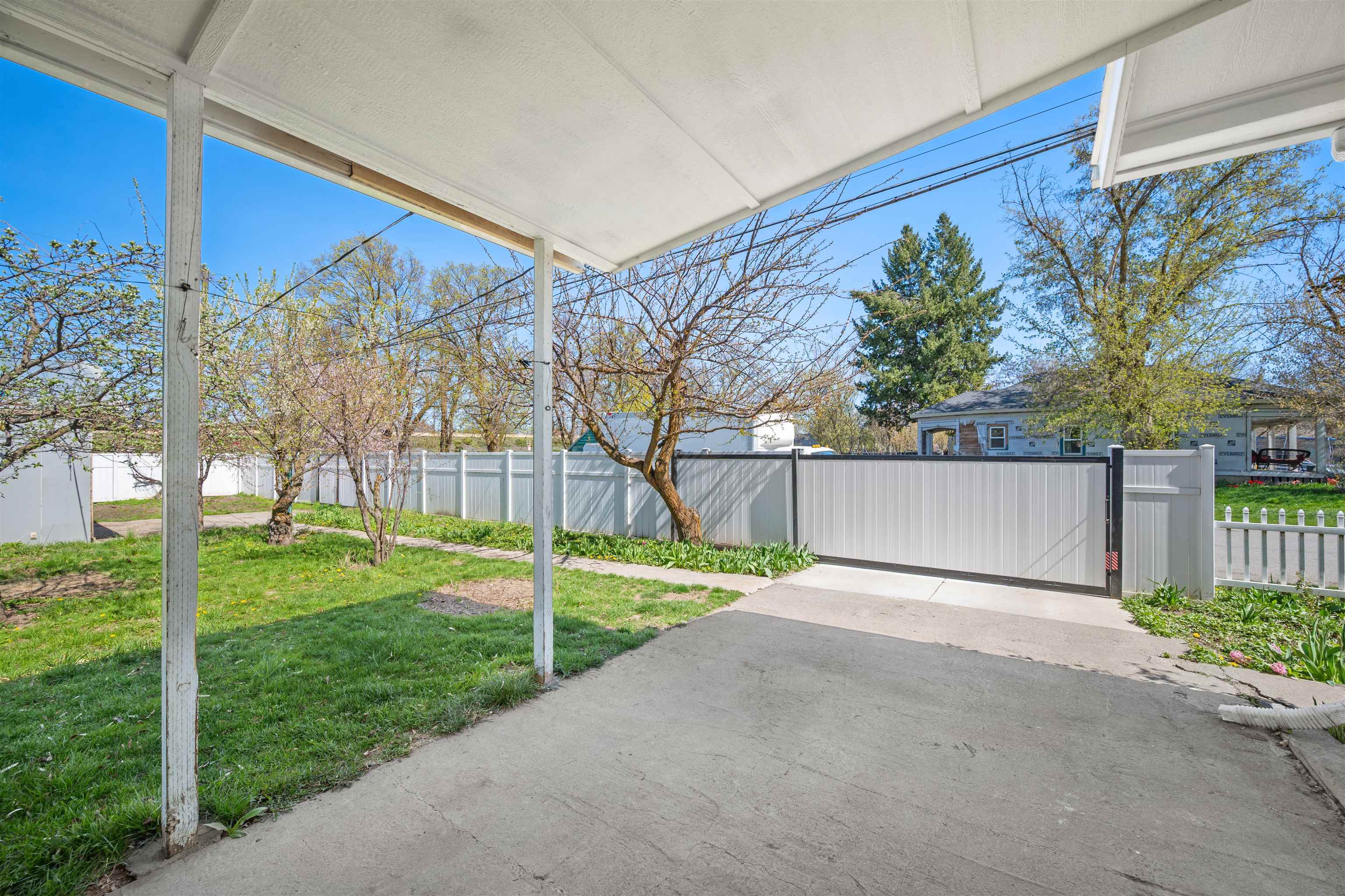 2227 E 4th Ave - Photo 5