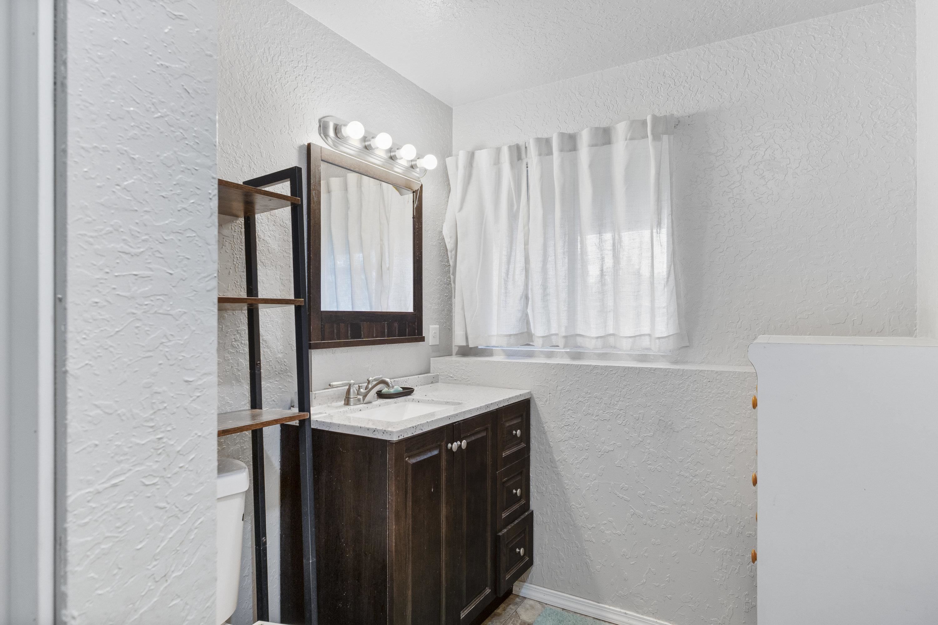 1711 N McKee Rd - Photo 18