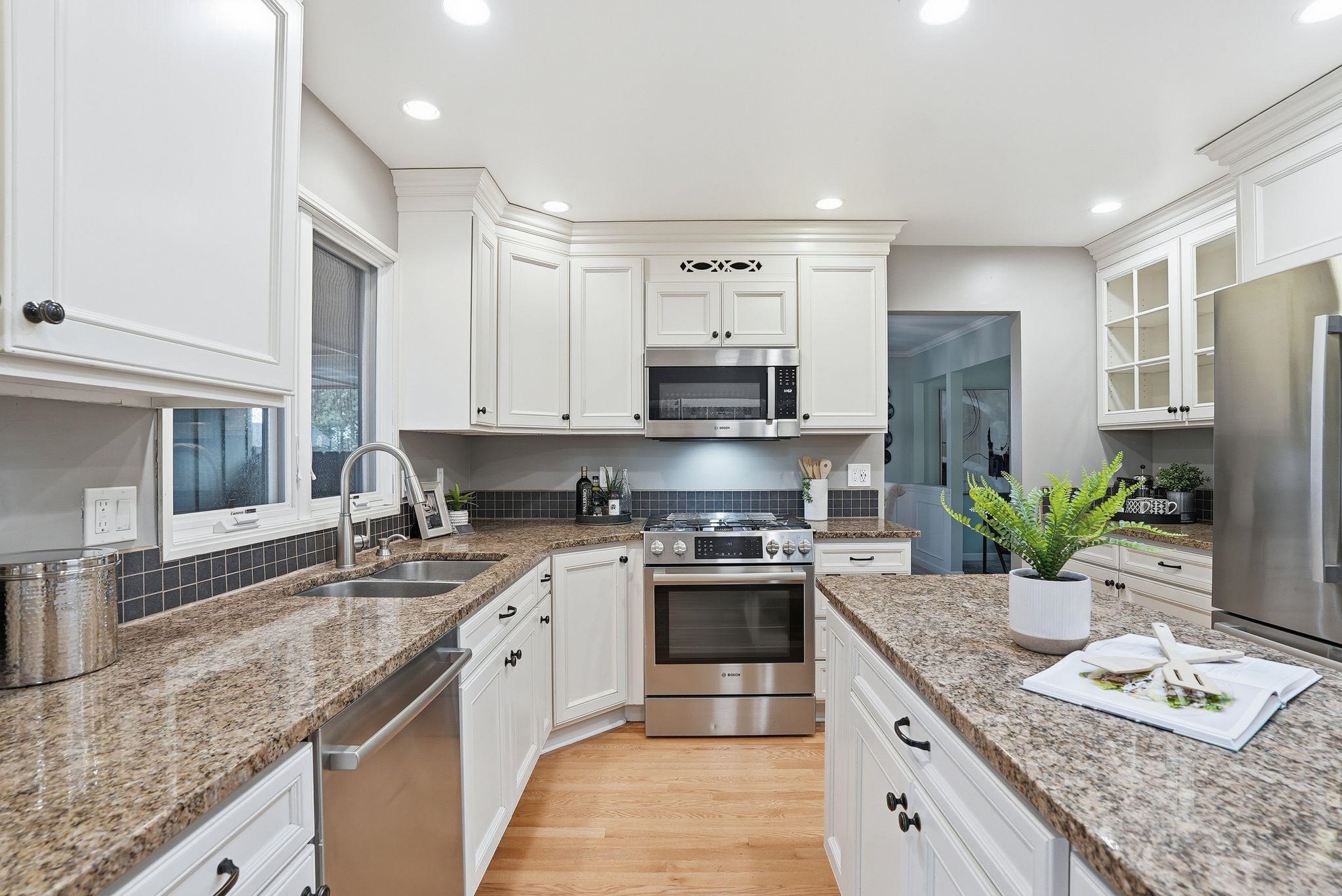 1504 E 64TH Ave - Photo 12