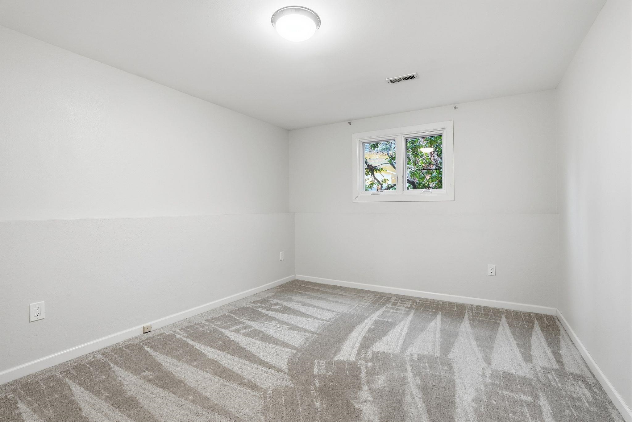 1504 E 64TH Ave - Photo 31