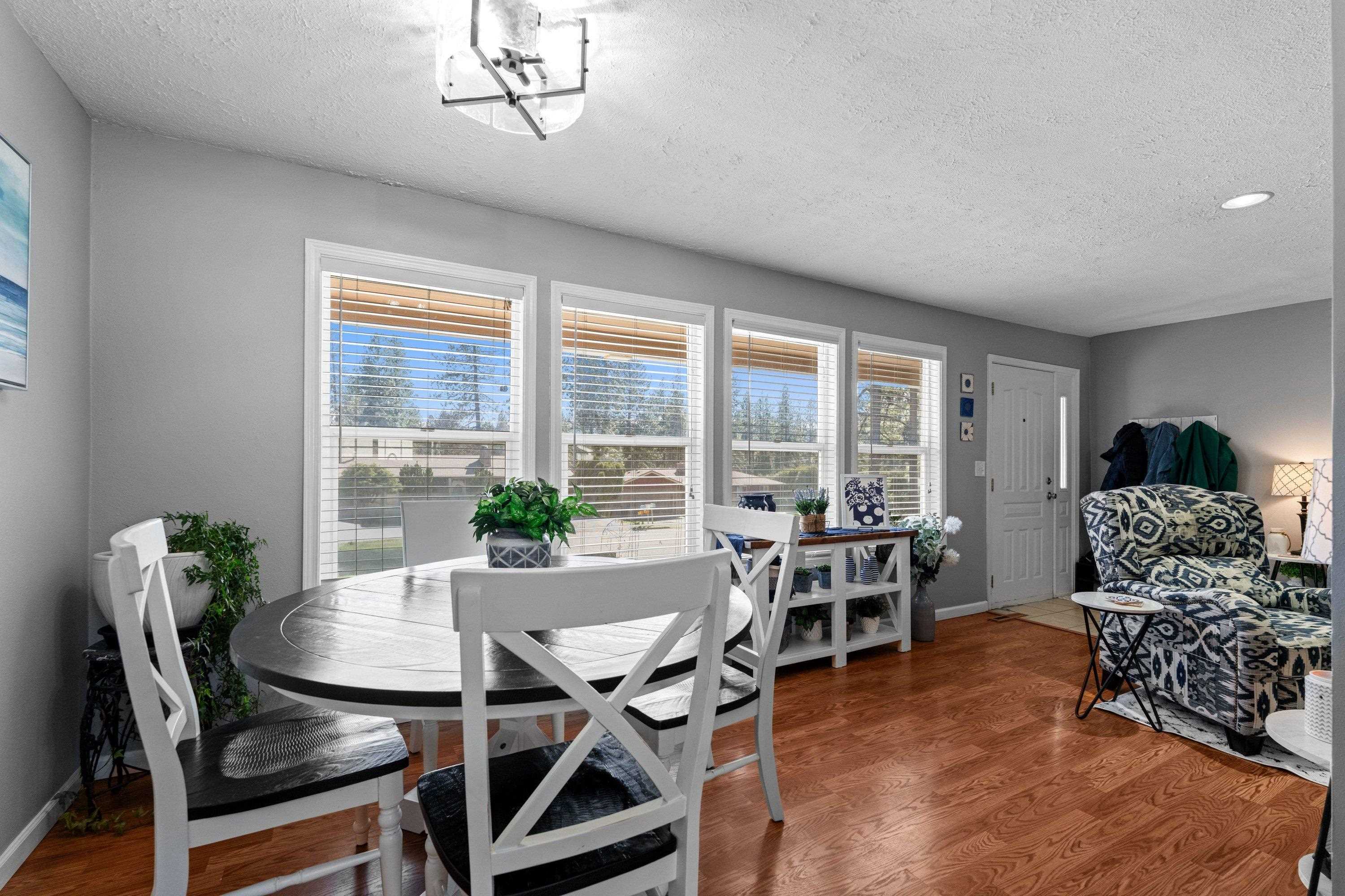 11119 E 17th Ave - Photo 13