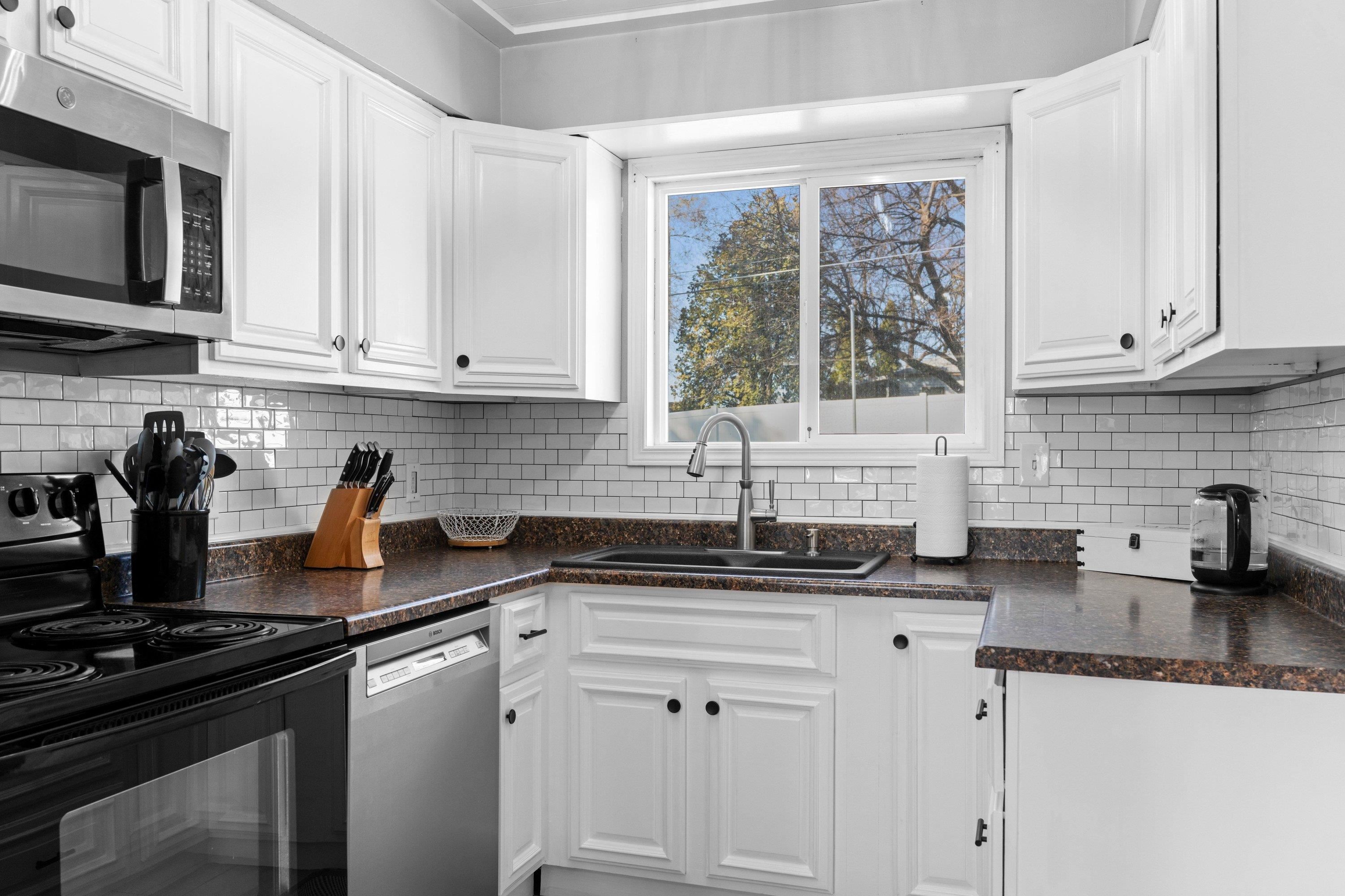 11119 E 17th Ave - Photo 15