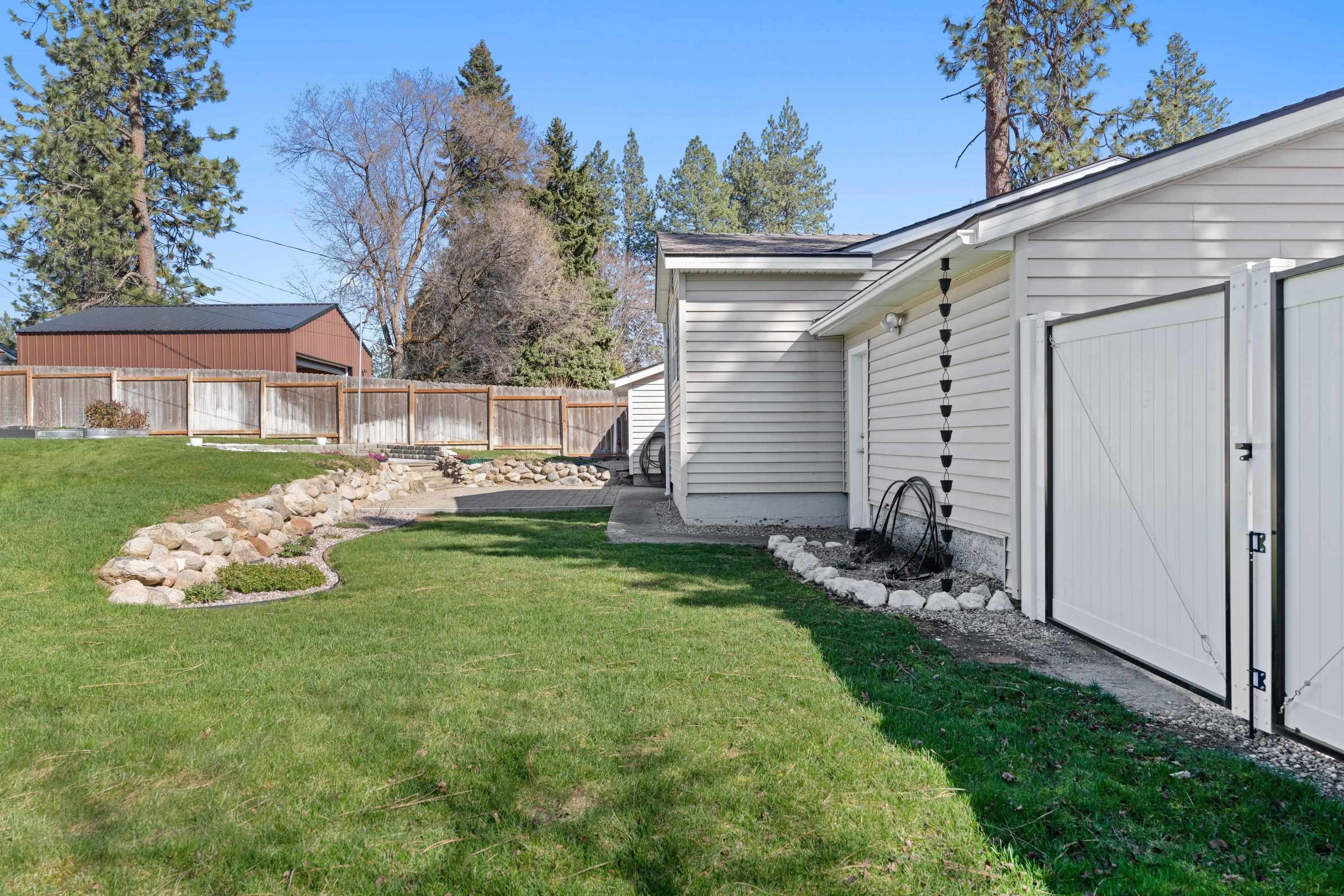 11119 E 17th Ave - Photo 28