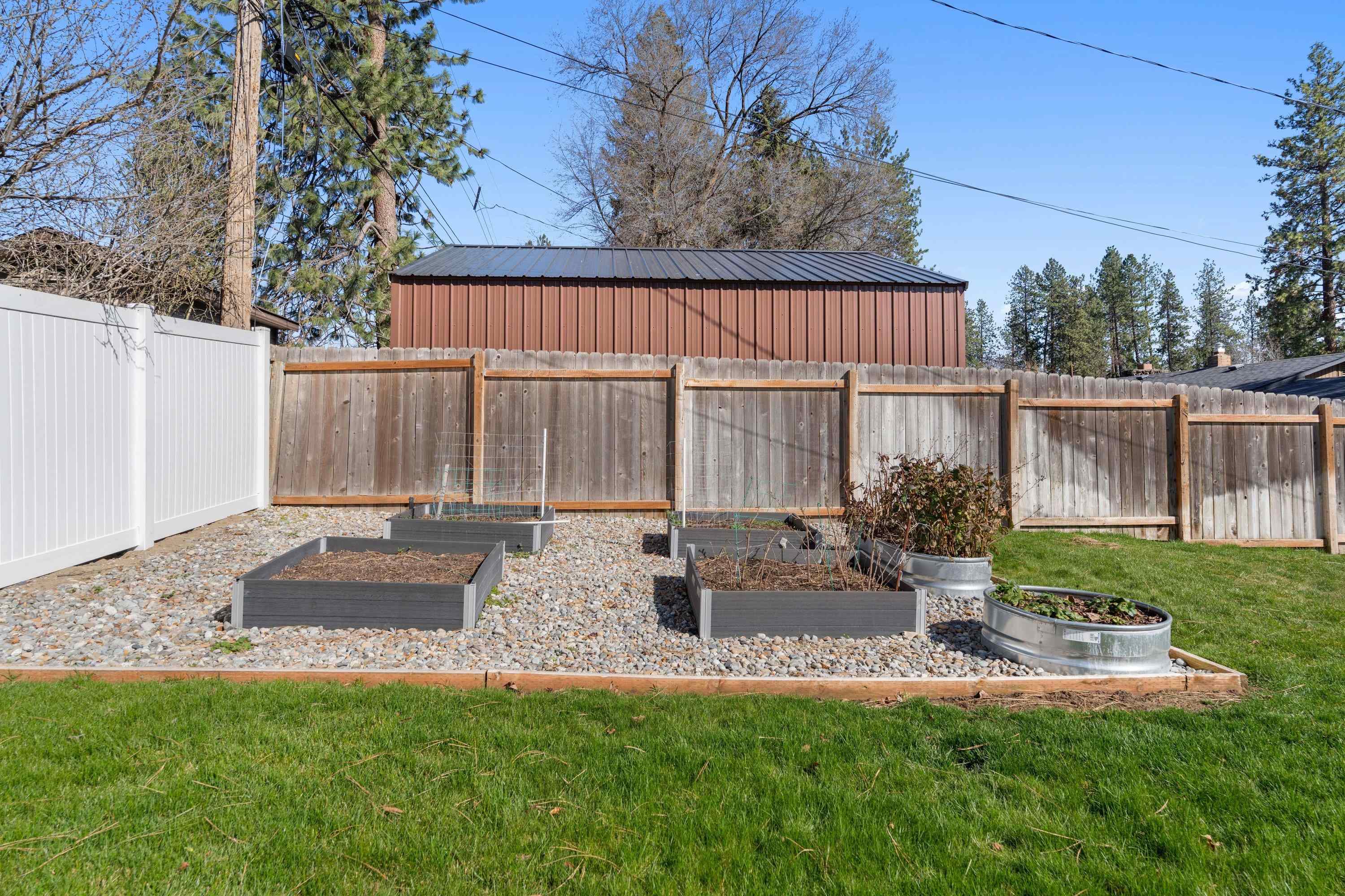 11119 E 17th Ave - Photo 31