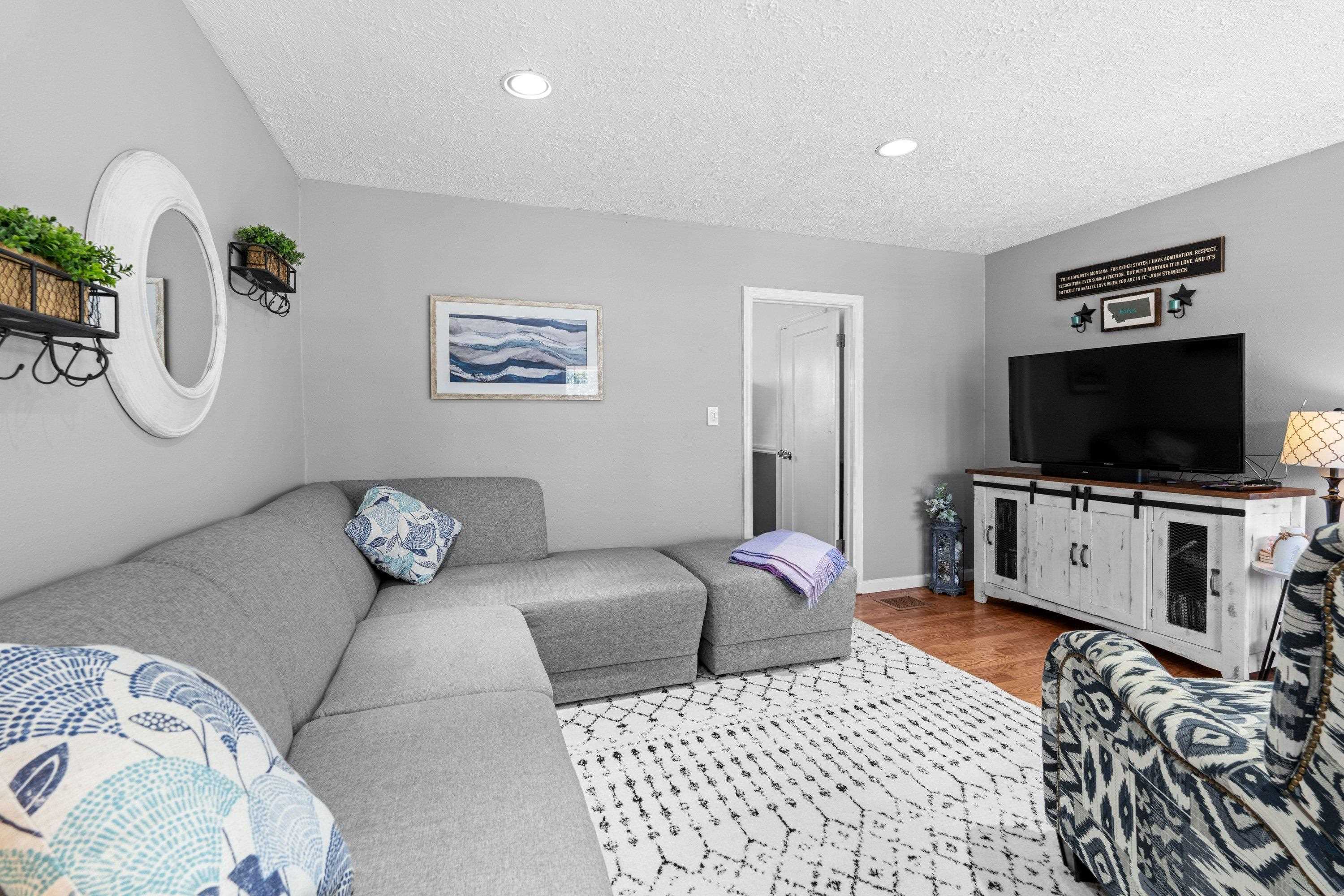 11119 E 17th Ave - Photo 6