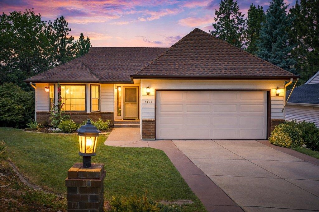 8701 E Boardwalk Ln - Photo 1