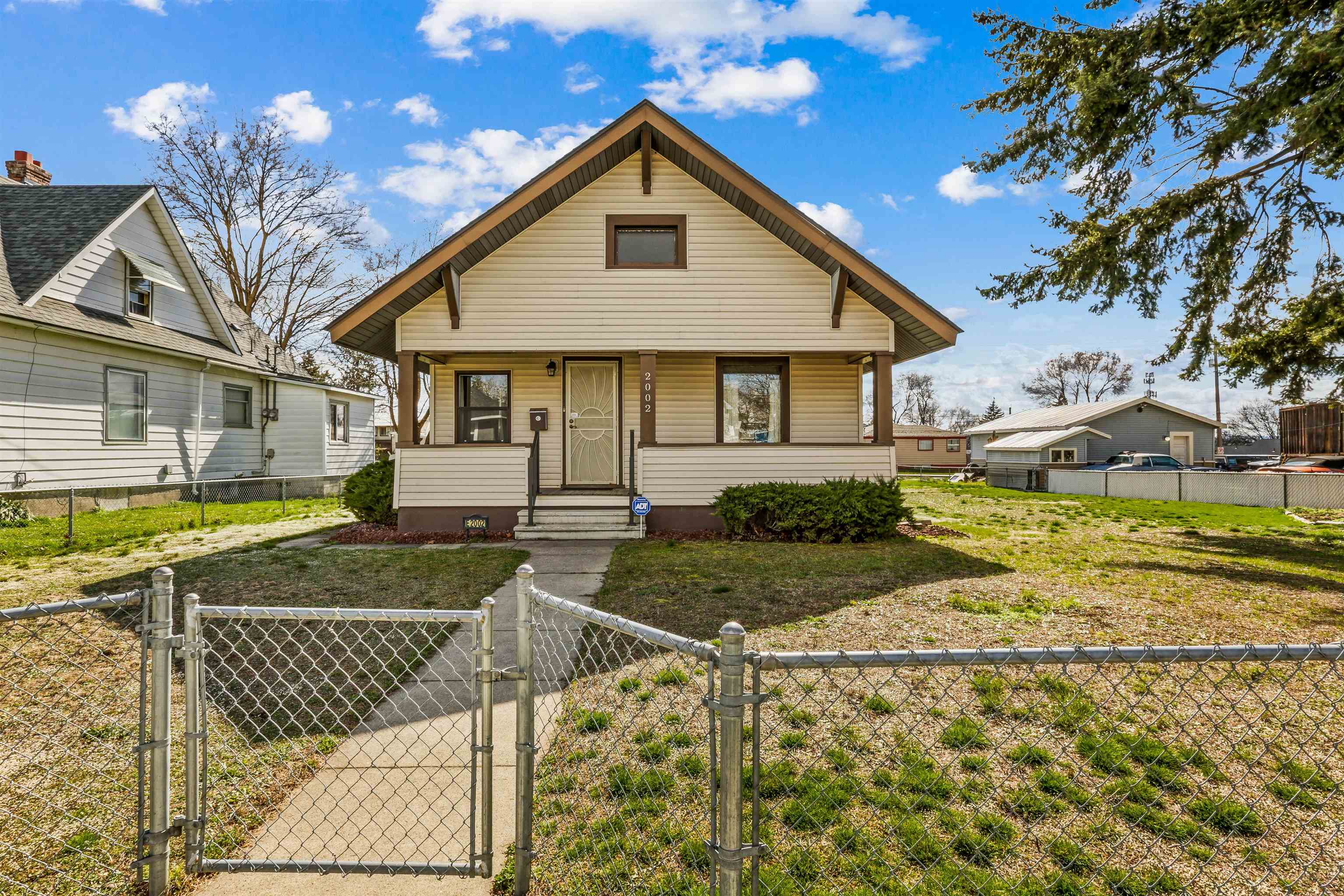 2002 E Dalton Ave - Photo 1