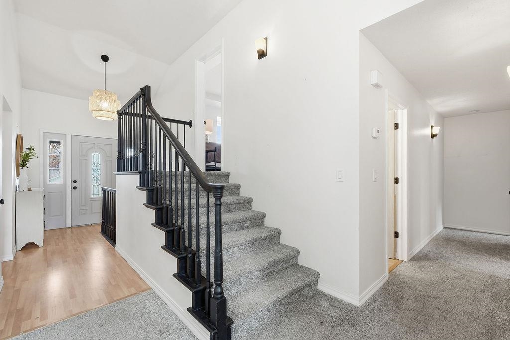 712 Montague Dr - Photo 13