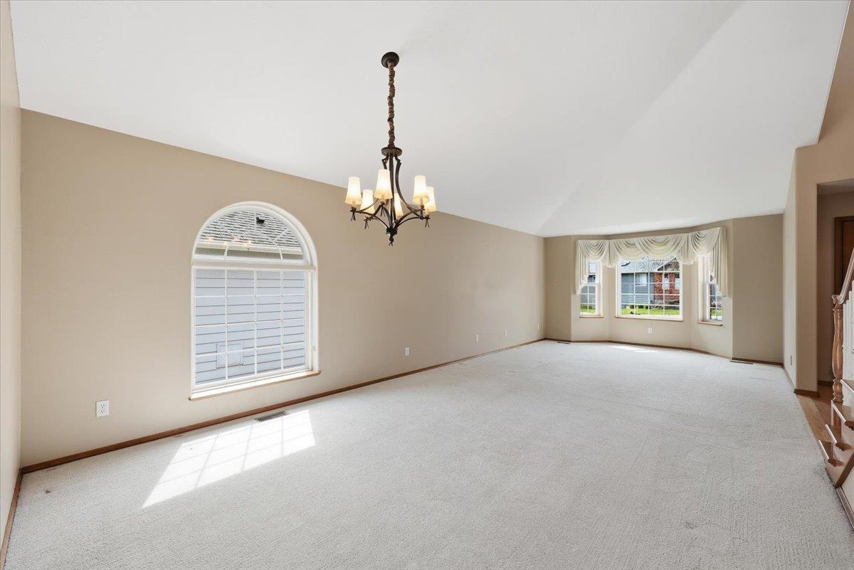 619 E Martingale Ct - Photo 11