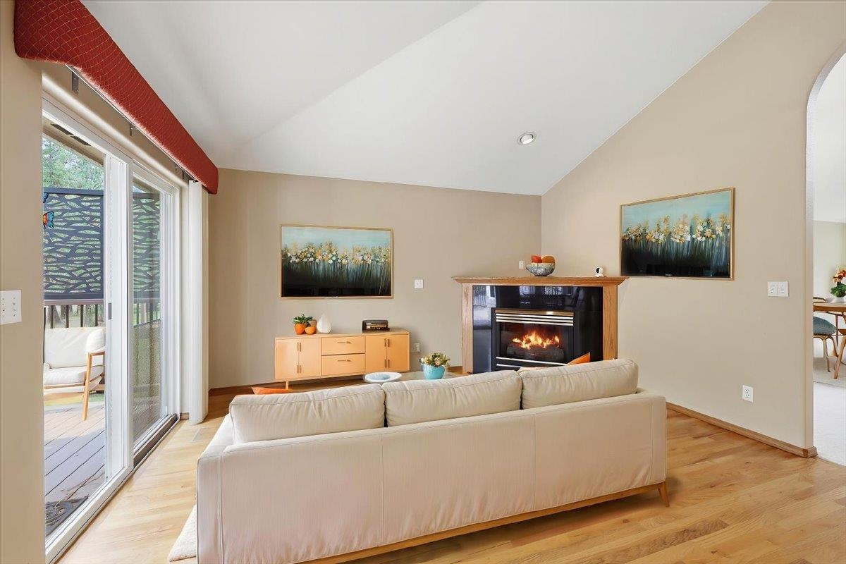 619 E Martingale Ct - Photo 14