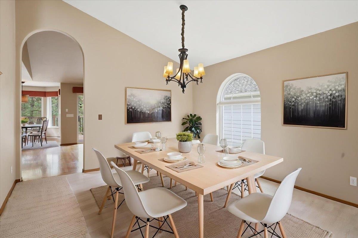 619 E Martingale Ct - Photo 4