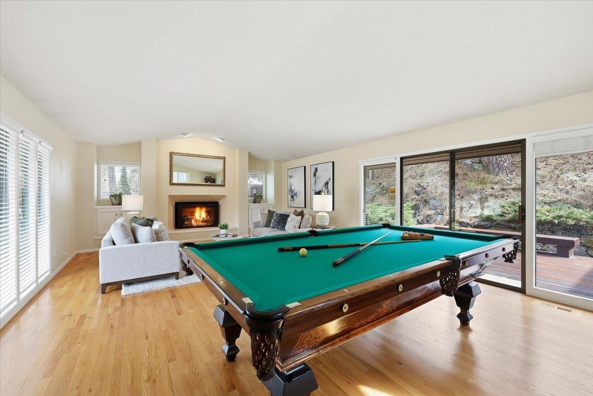 1226 E Christmas Tree Ln - Photo 2