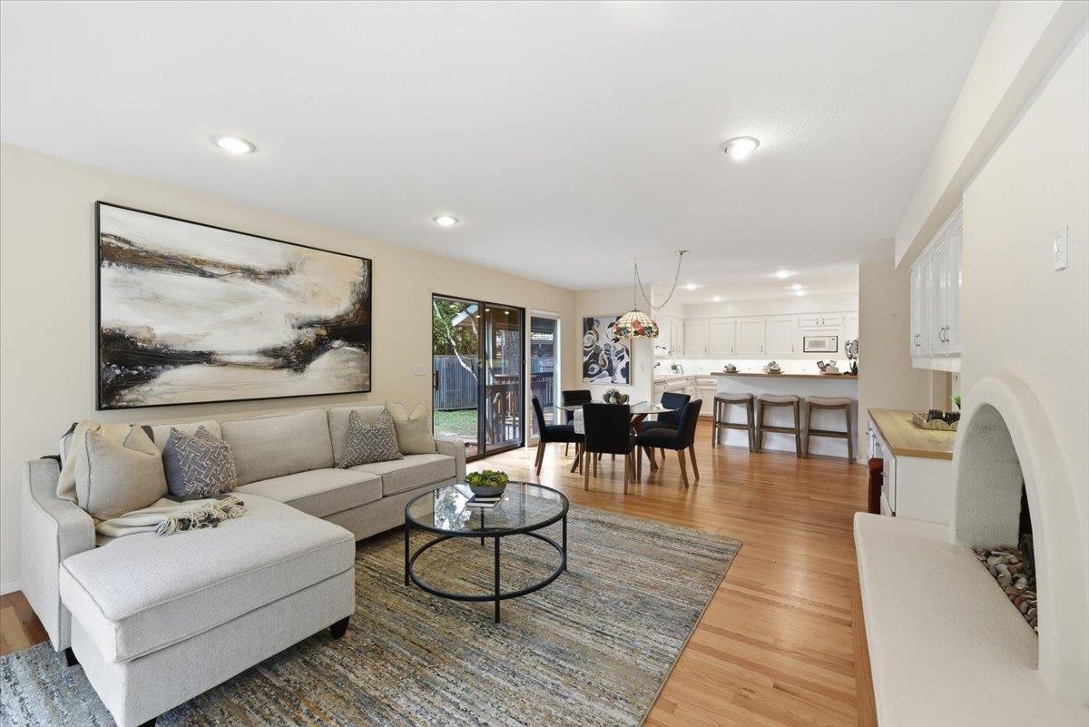 1226 E Christmas Tree Ln - Photo 16