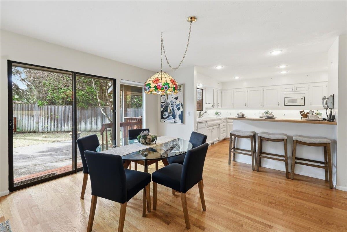 1226 E Christmas Tree Ln - Photo 19