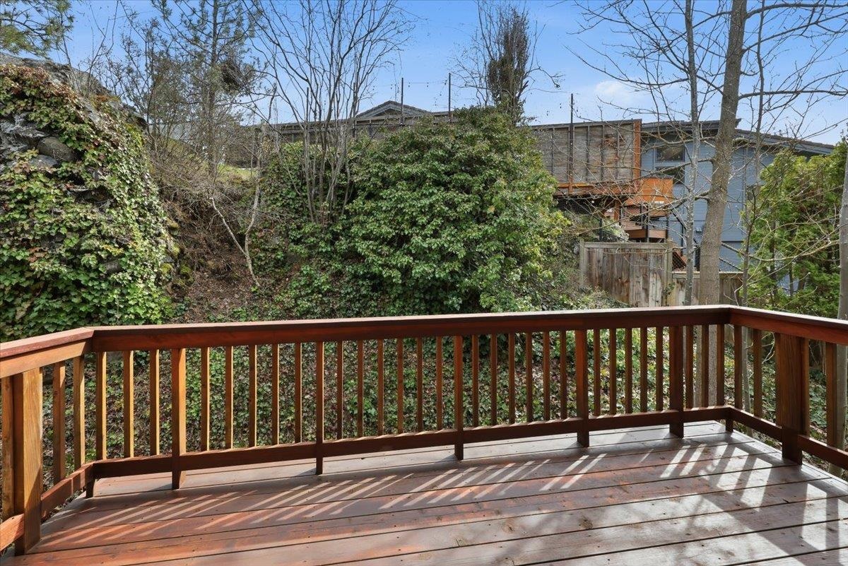1226 E Christmas Tree Ln - Photo 40