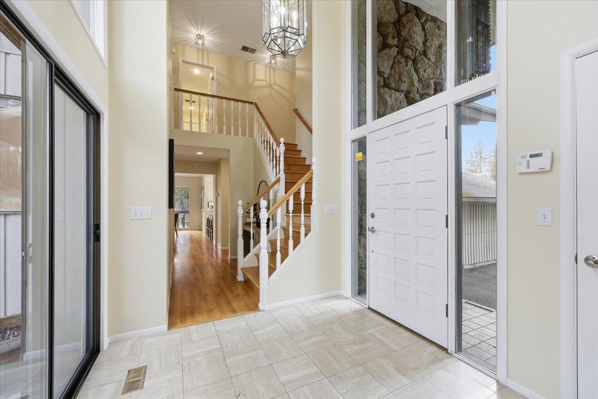 1226 E Christmas Tree Ln - Photo 10