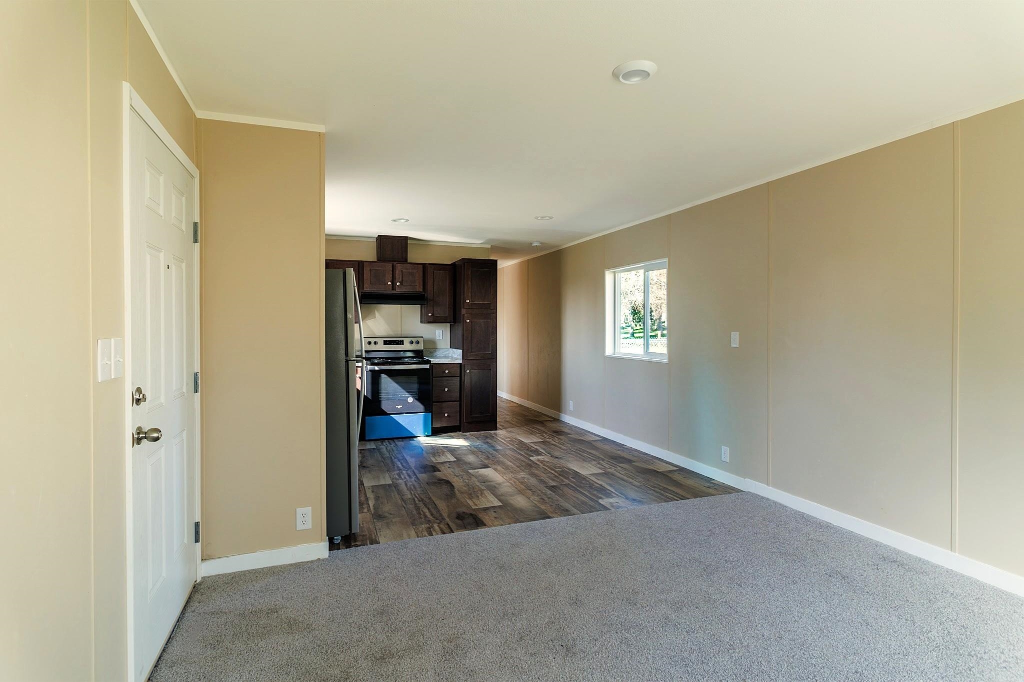 840 W 1st St - Photo 6