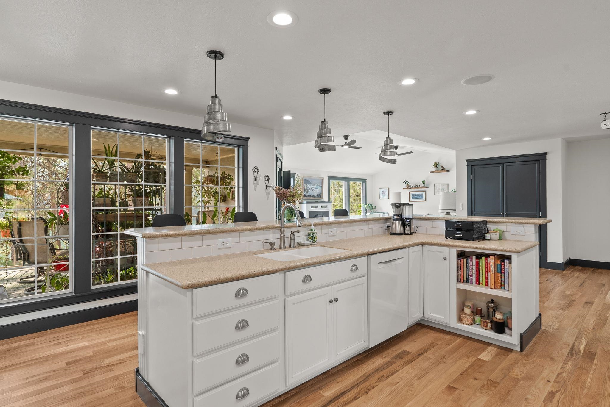 314 E Shore Rd - Photo 10