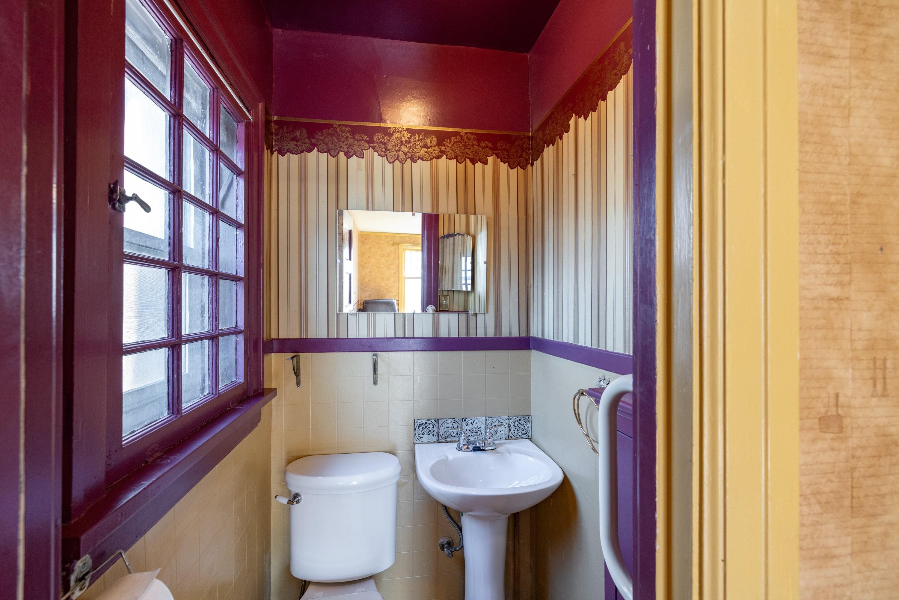 1219 W 9th Ave - Photo 13