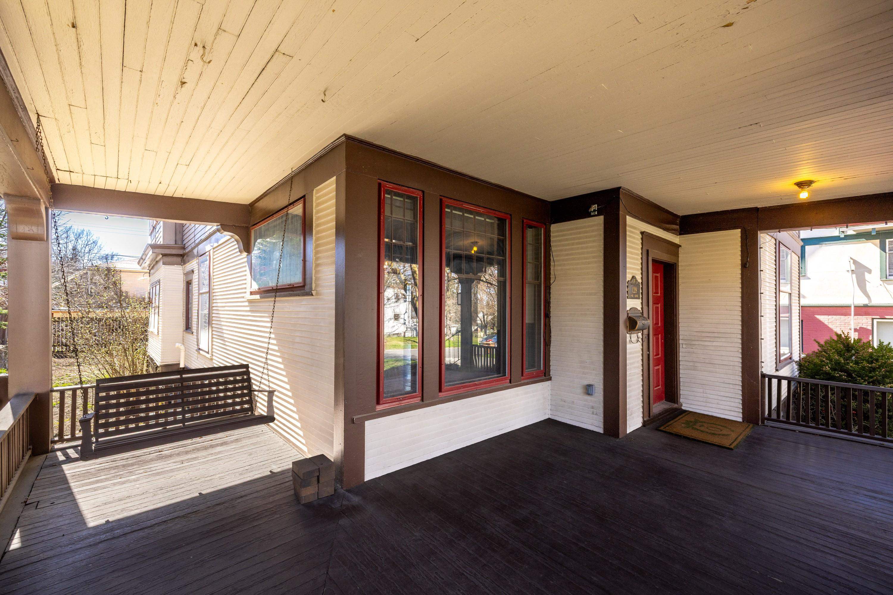 1219 W 9th Ave - Photo 3