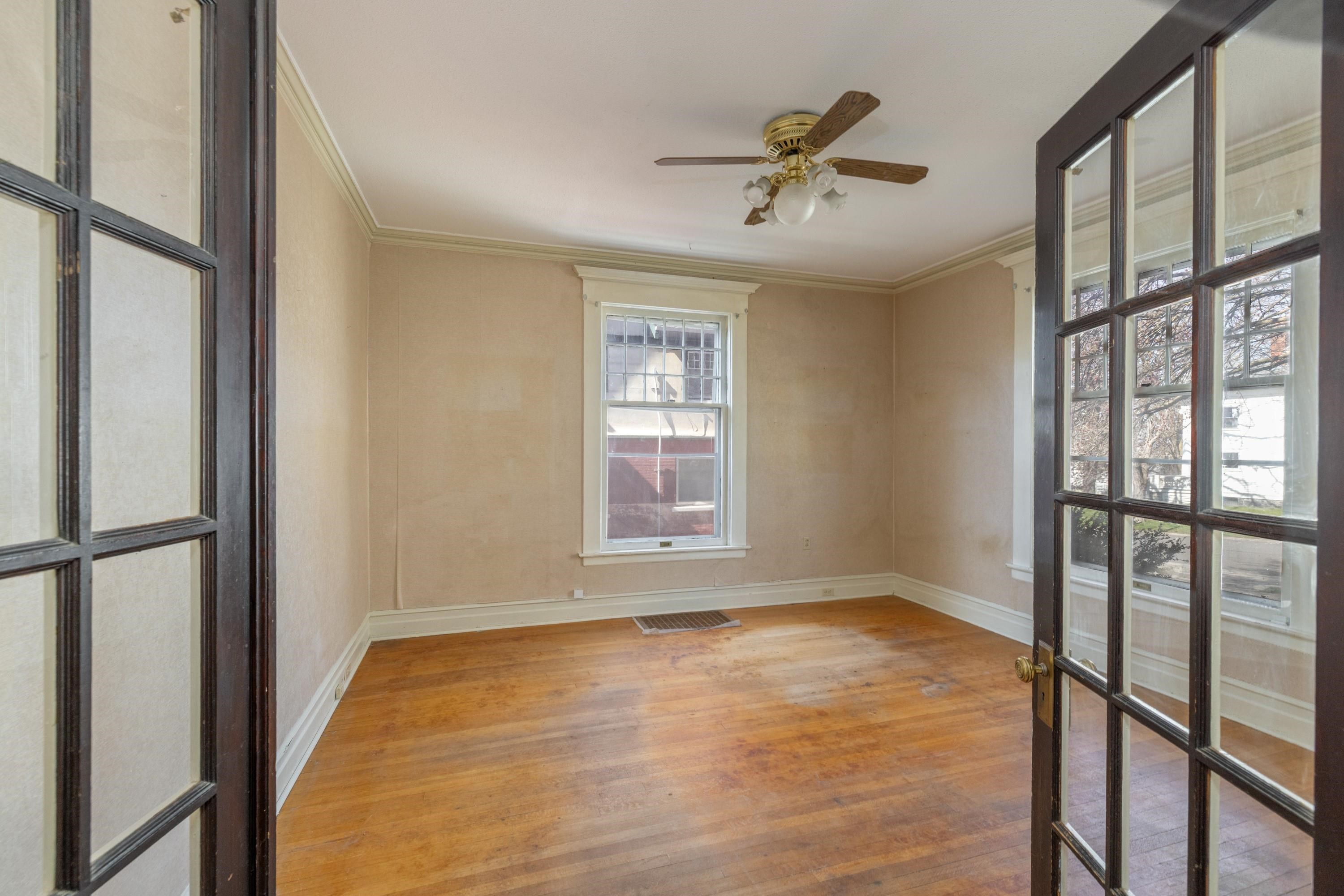 1219 W 9th Ave - Photo 5