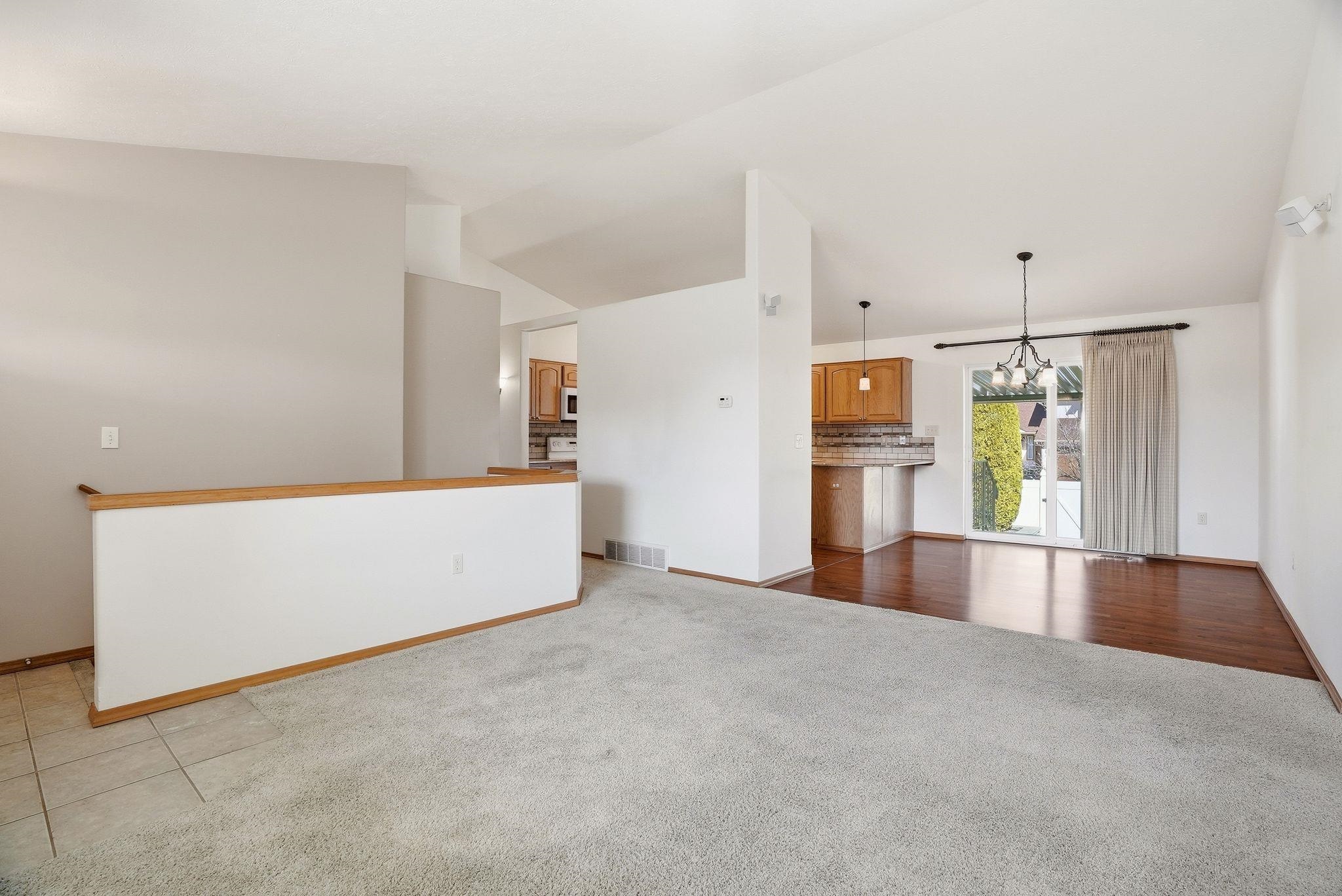 1703 E Grassland Ct - Photo 5