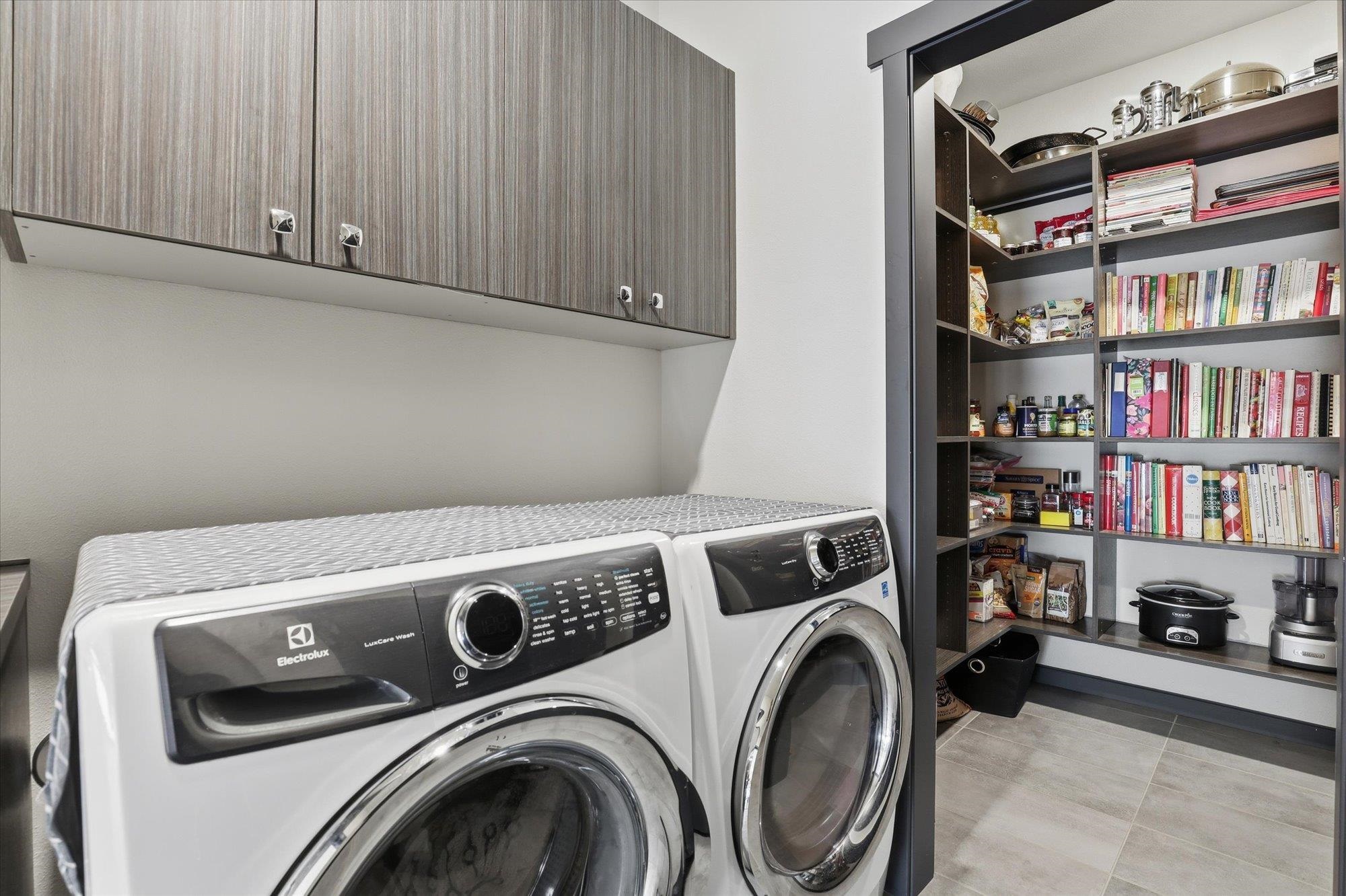 2121 E Cherrytree Ln - Photo 16