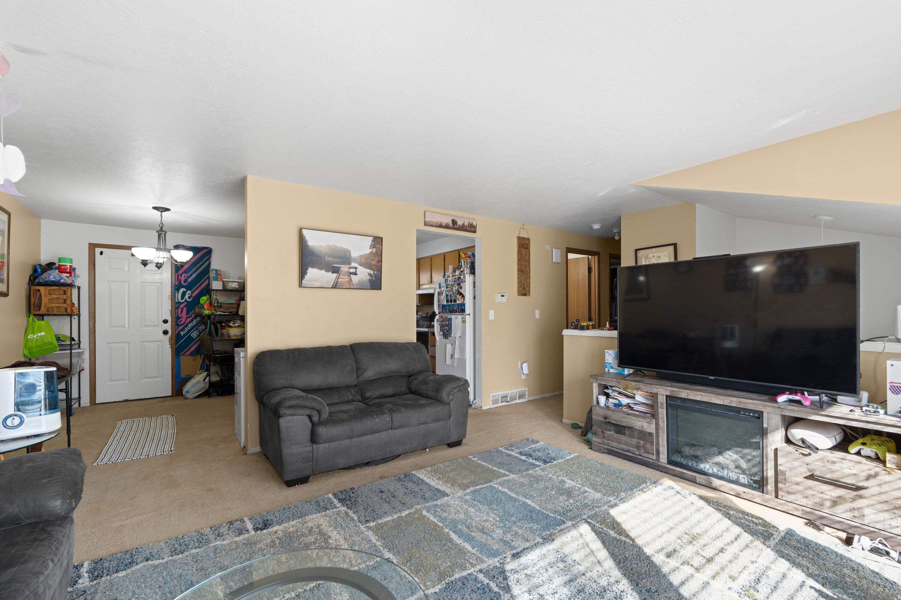 902 S Calvin Rd - Photo 4