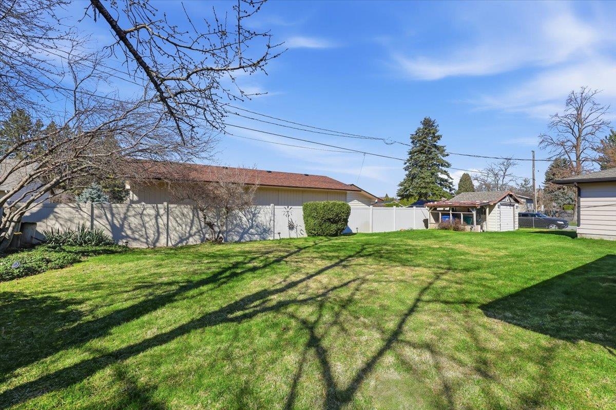 319 N Molter Rd - Photo 26