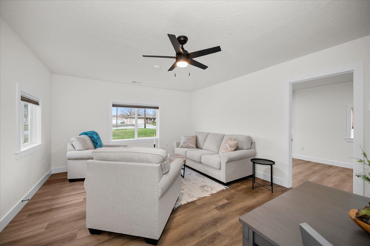 4018 N Argonne Rd - Photo 11