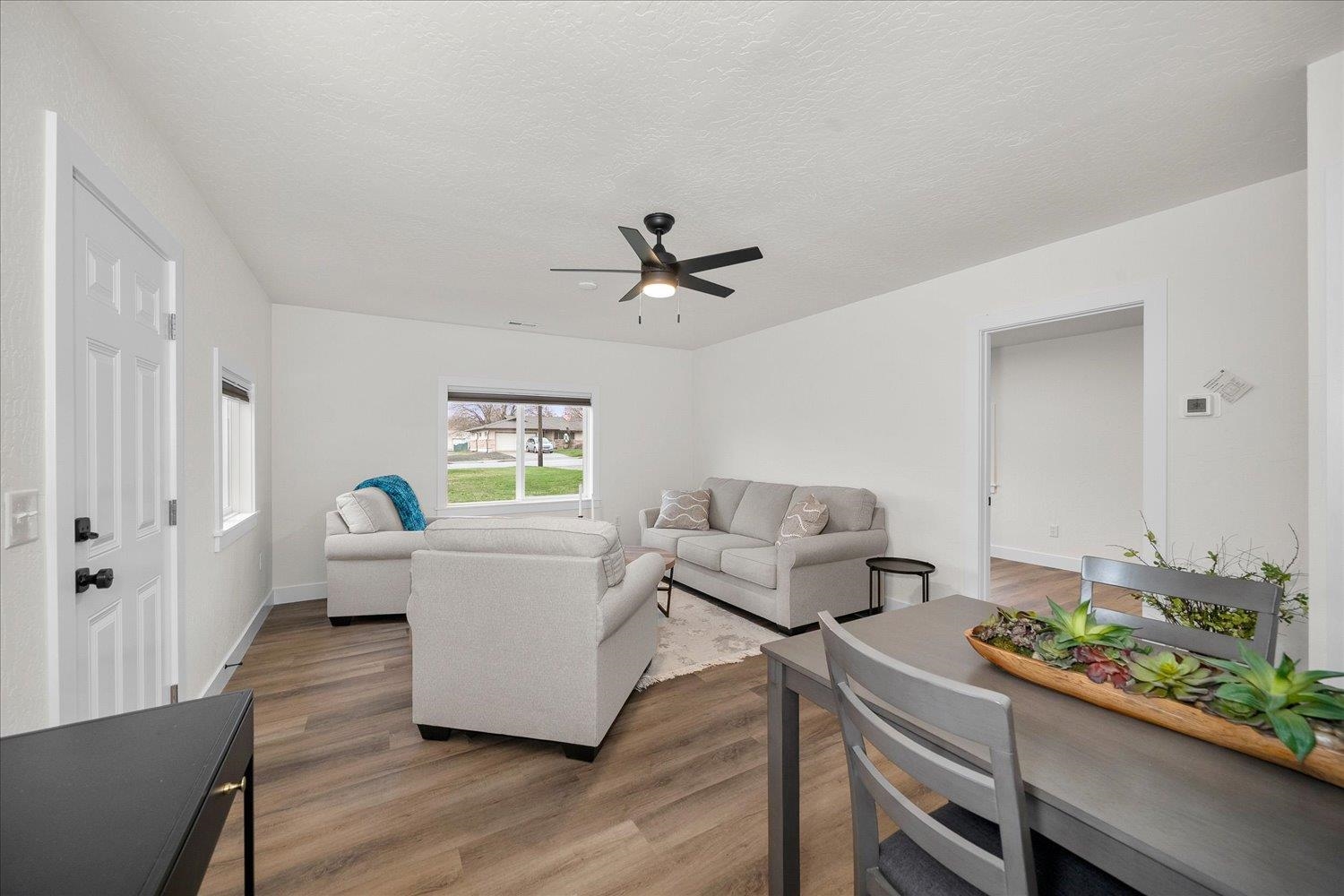 4018 N Argonne Rd - Photo 9