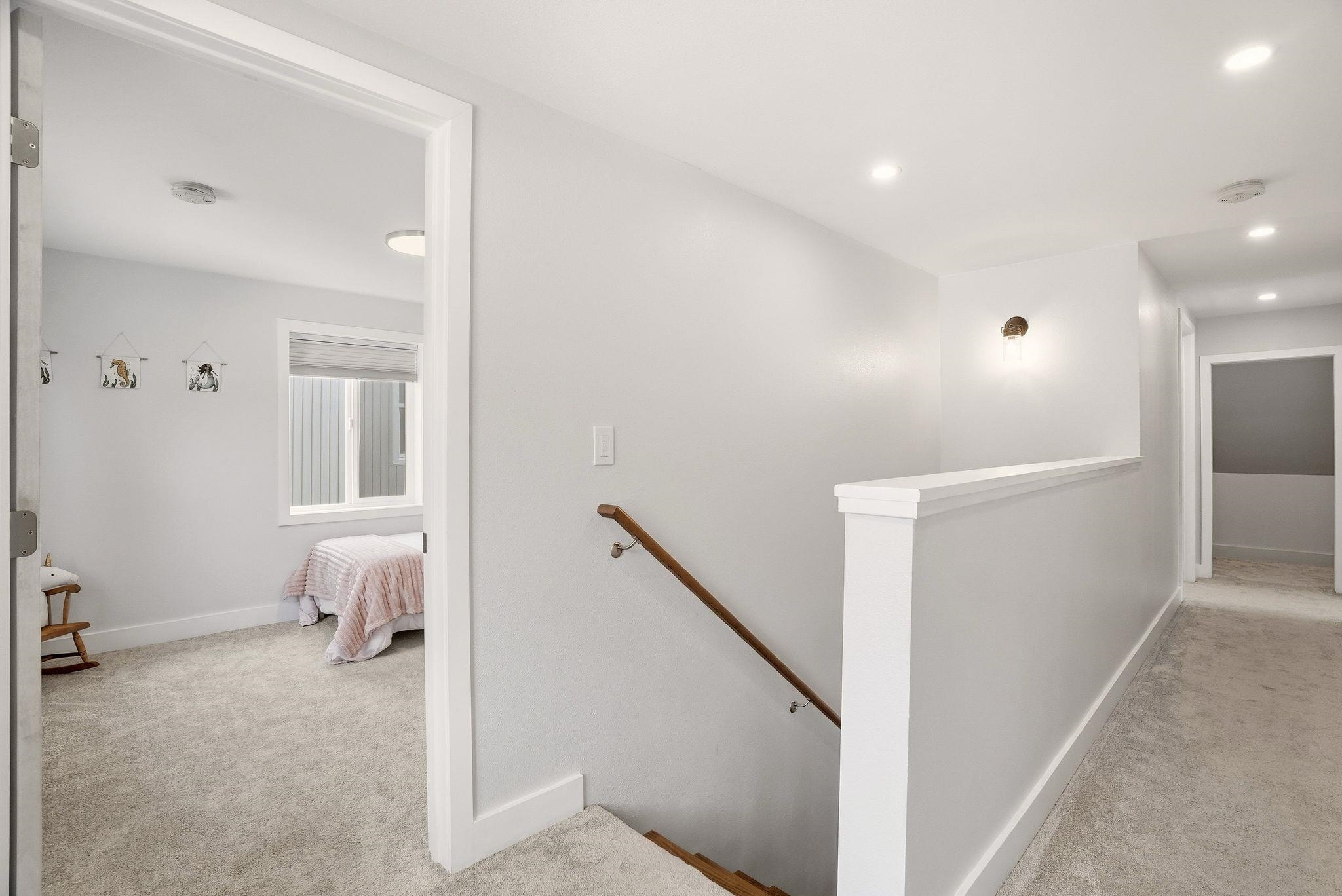 925 E Thurston Ave - Photo 14