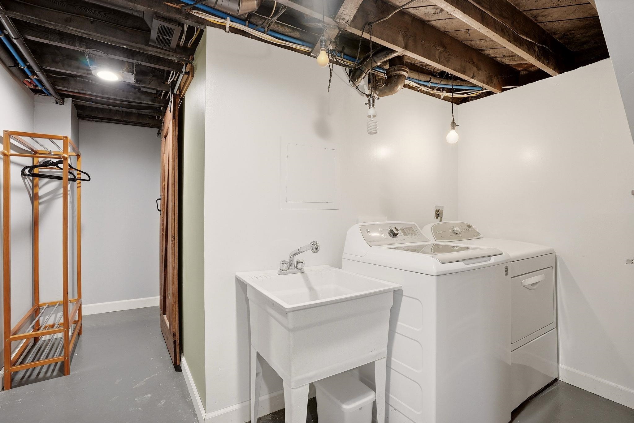 925 E Thurston Ave - Photo 29