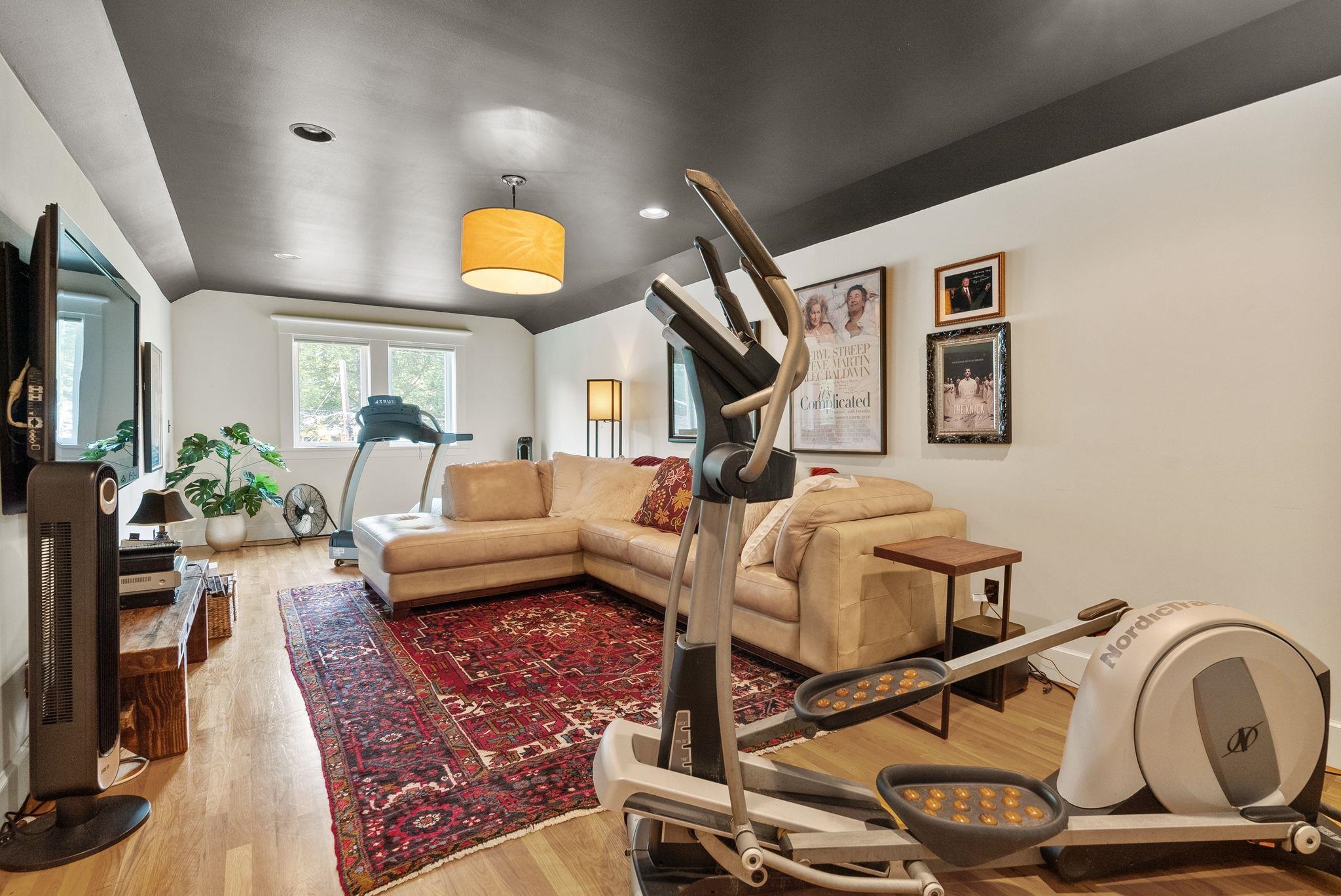 514 W 19th Ave - Photo 29